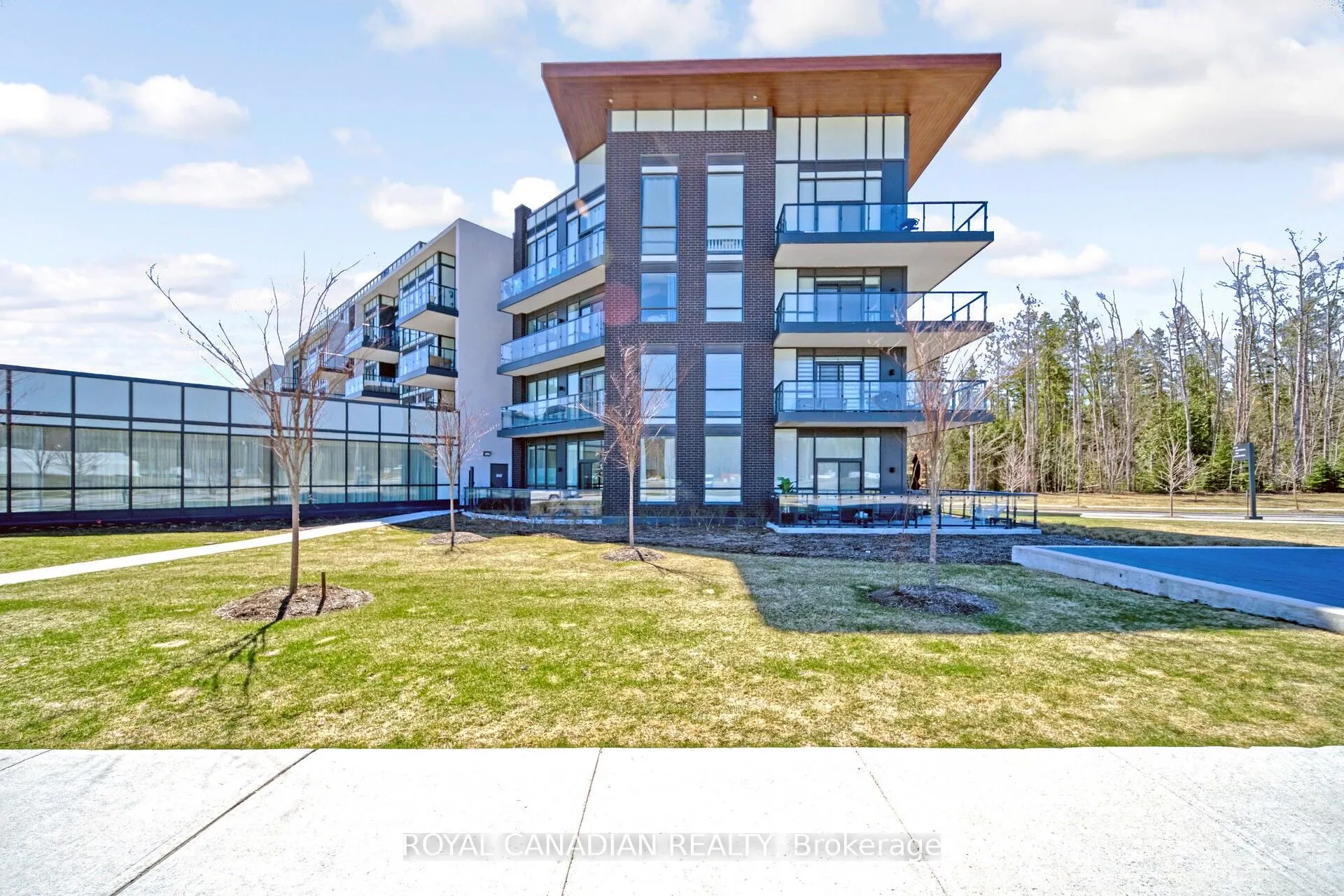 415 Sea Ray Avenue, #352