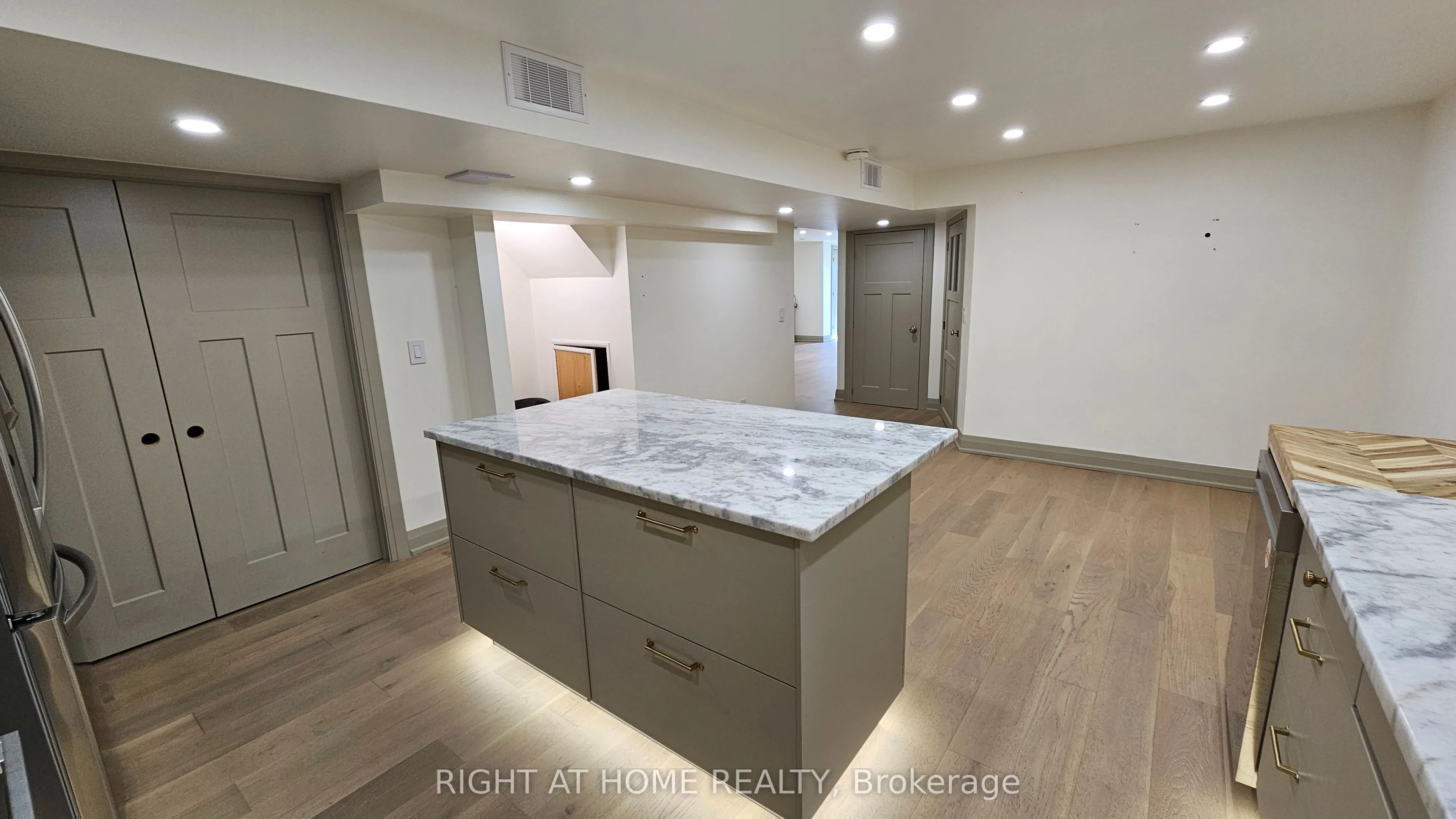 2343 Mount Albert Road, #Basement Apartment