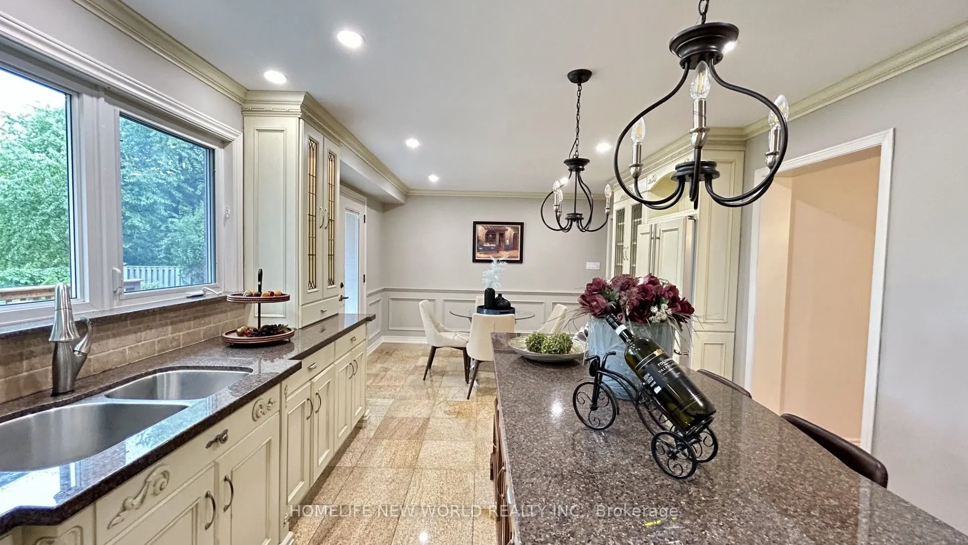 102 Willowbrook Road
