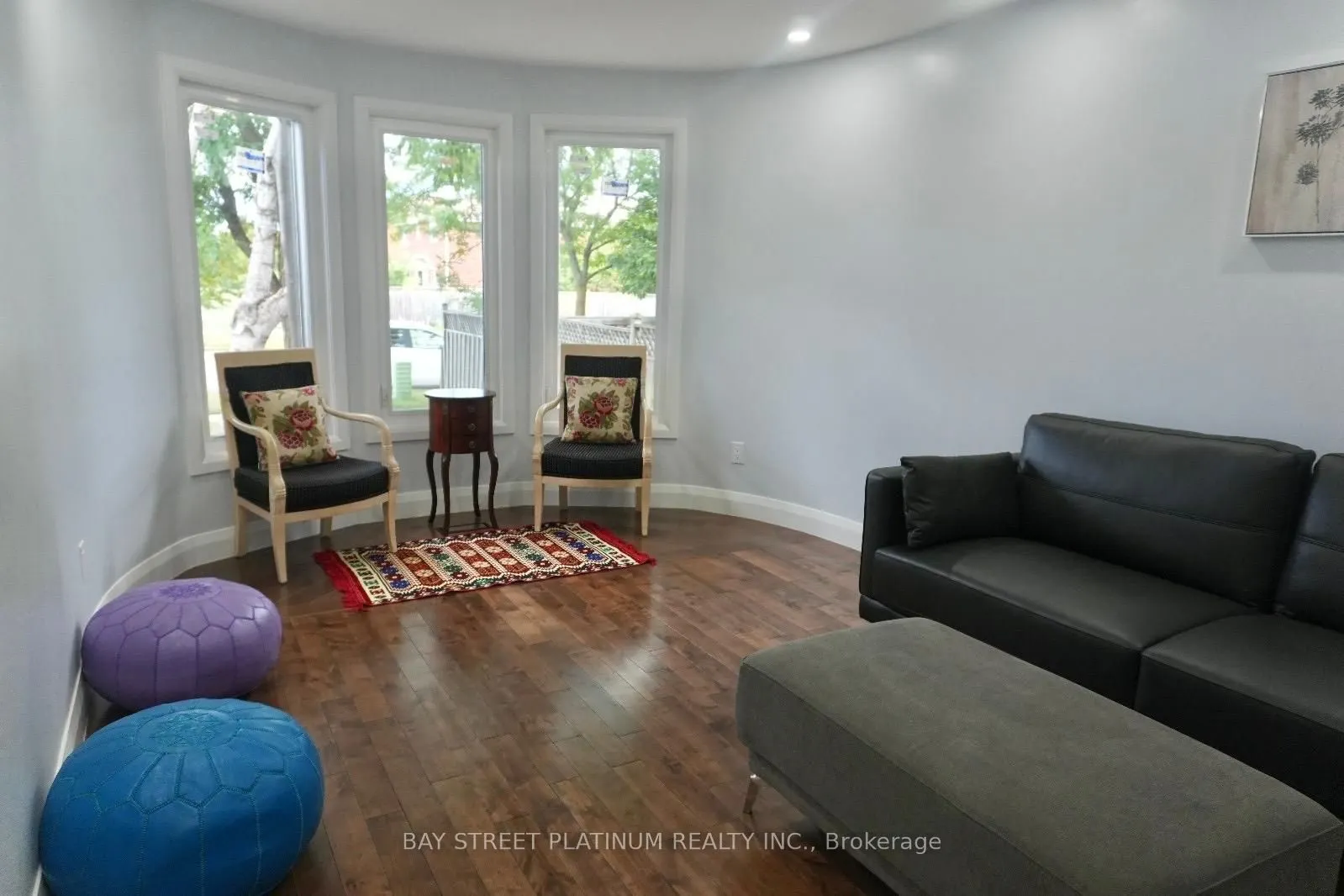 257 Killian Road N