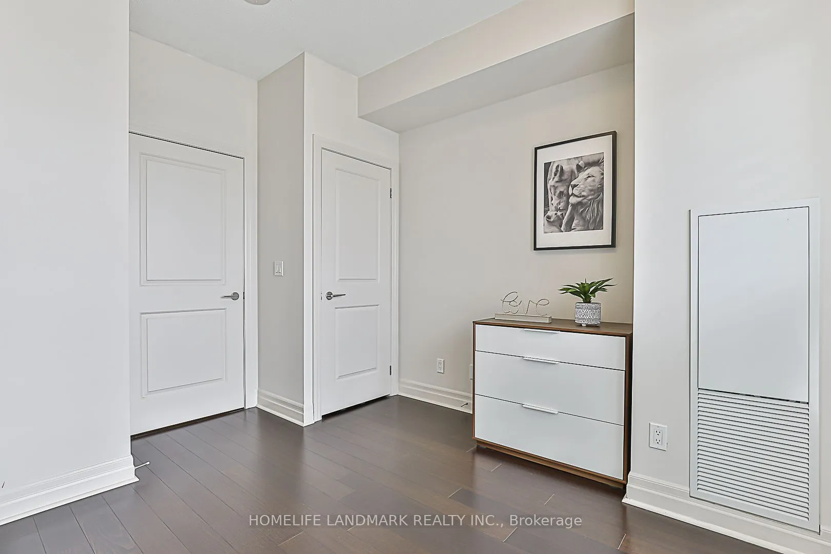 8110 Birchmount Road, #1102