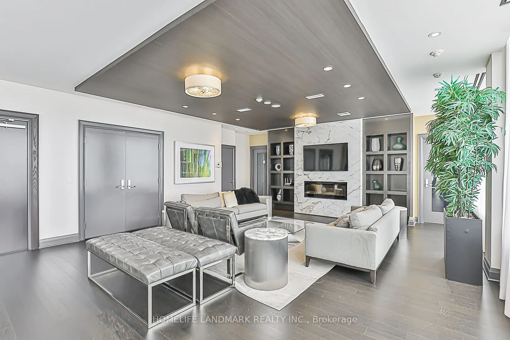8110 Birchmount Road, #1102