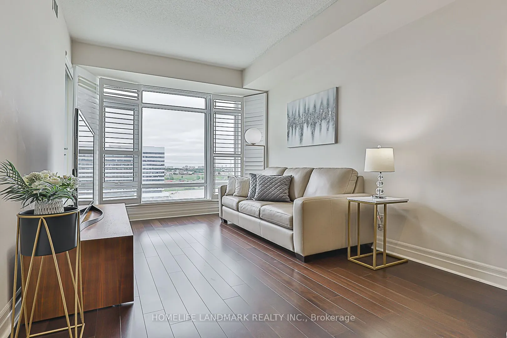 8110 Birchmount Road, #1102