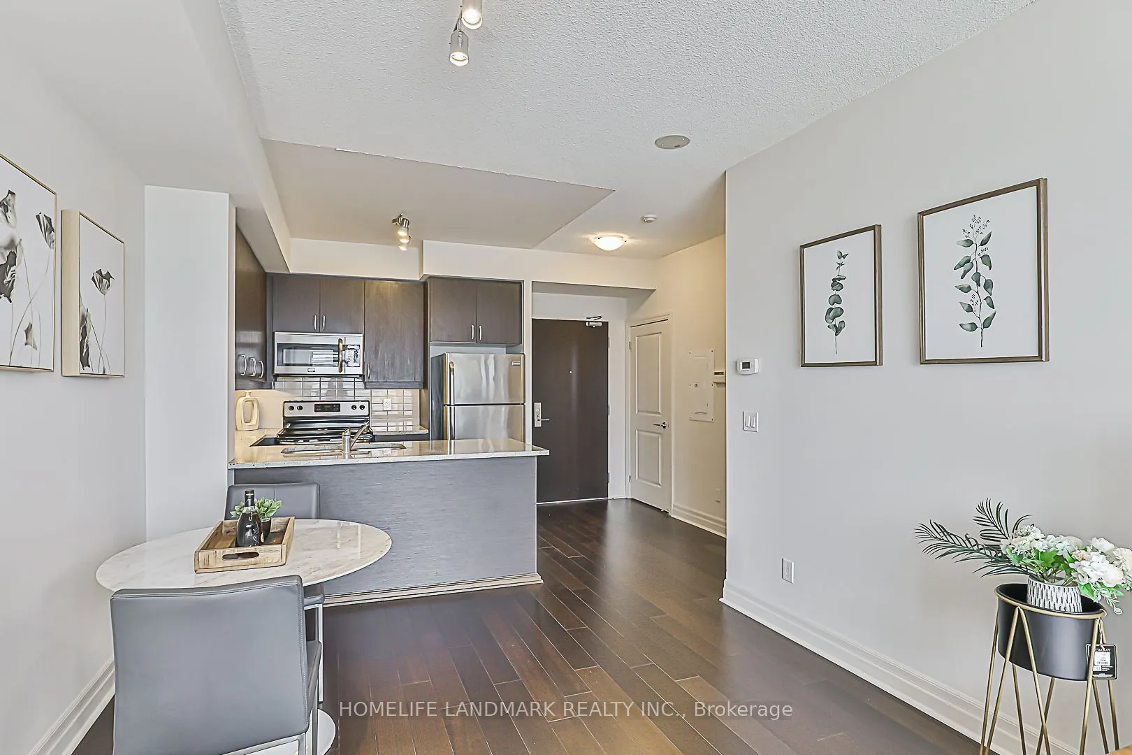8110 Birchmount Road, #1102
