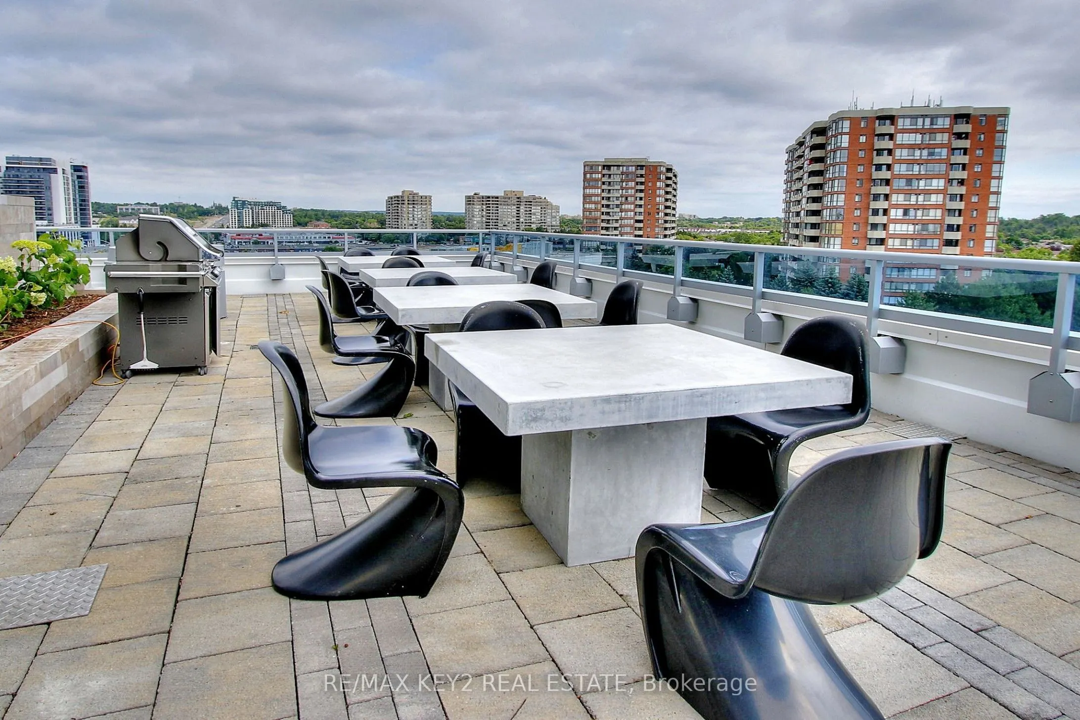9471 Yonge Street, #735
