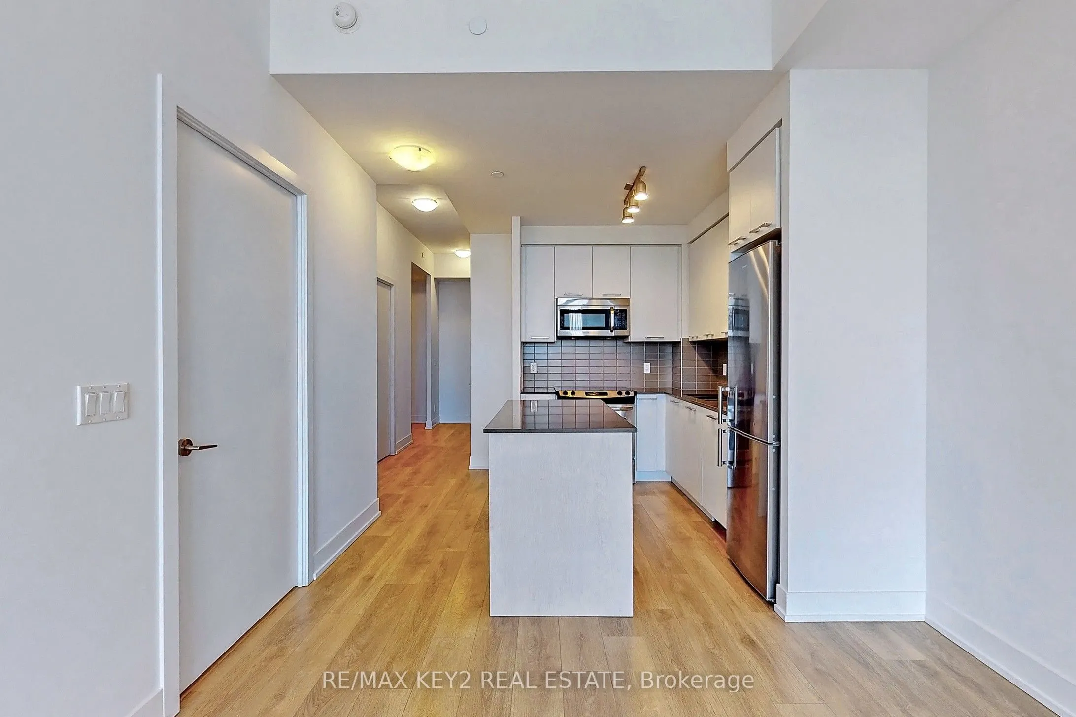 9471 Yonge Street, #735