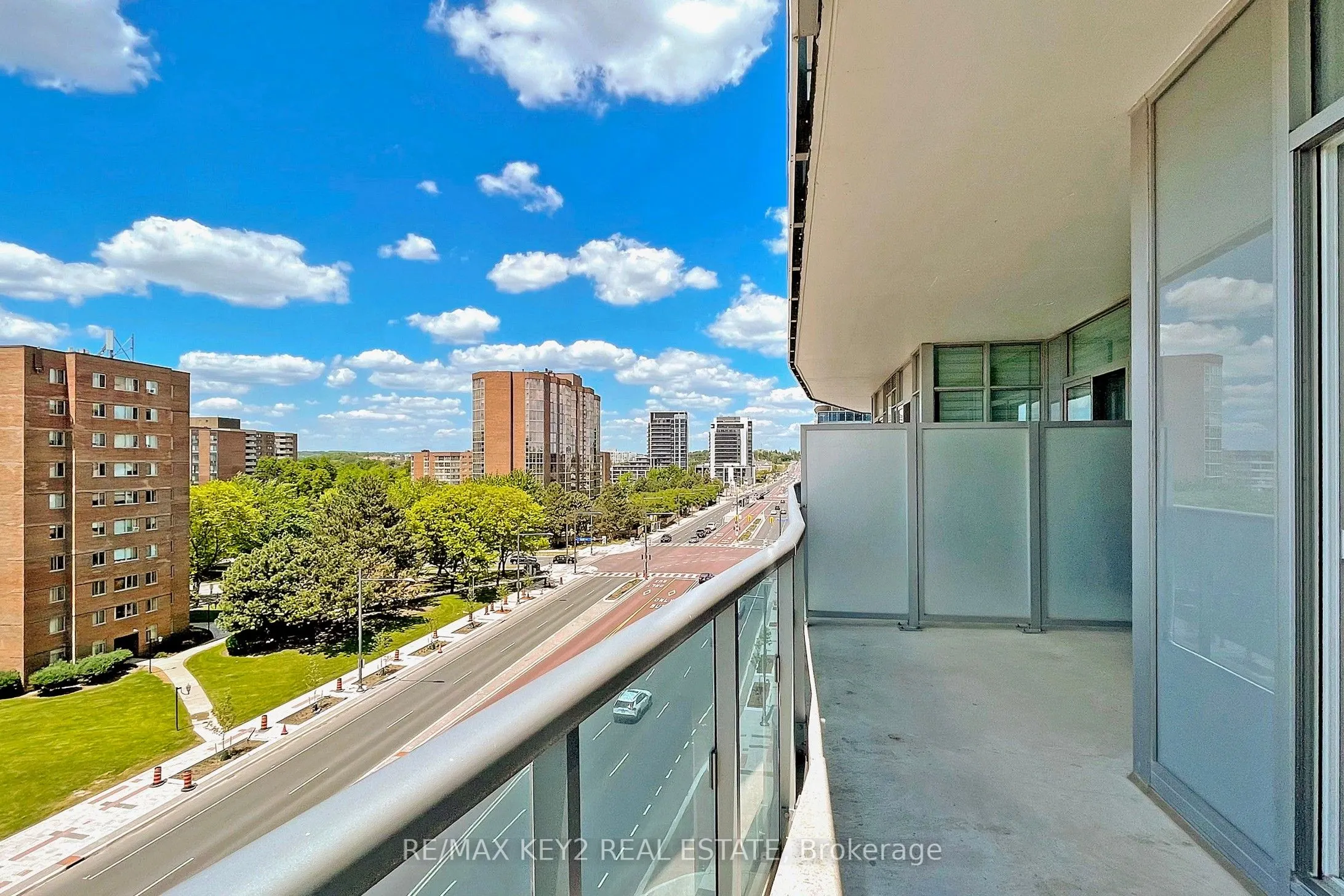 9471 Yonge Street, #735