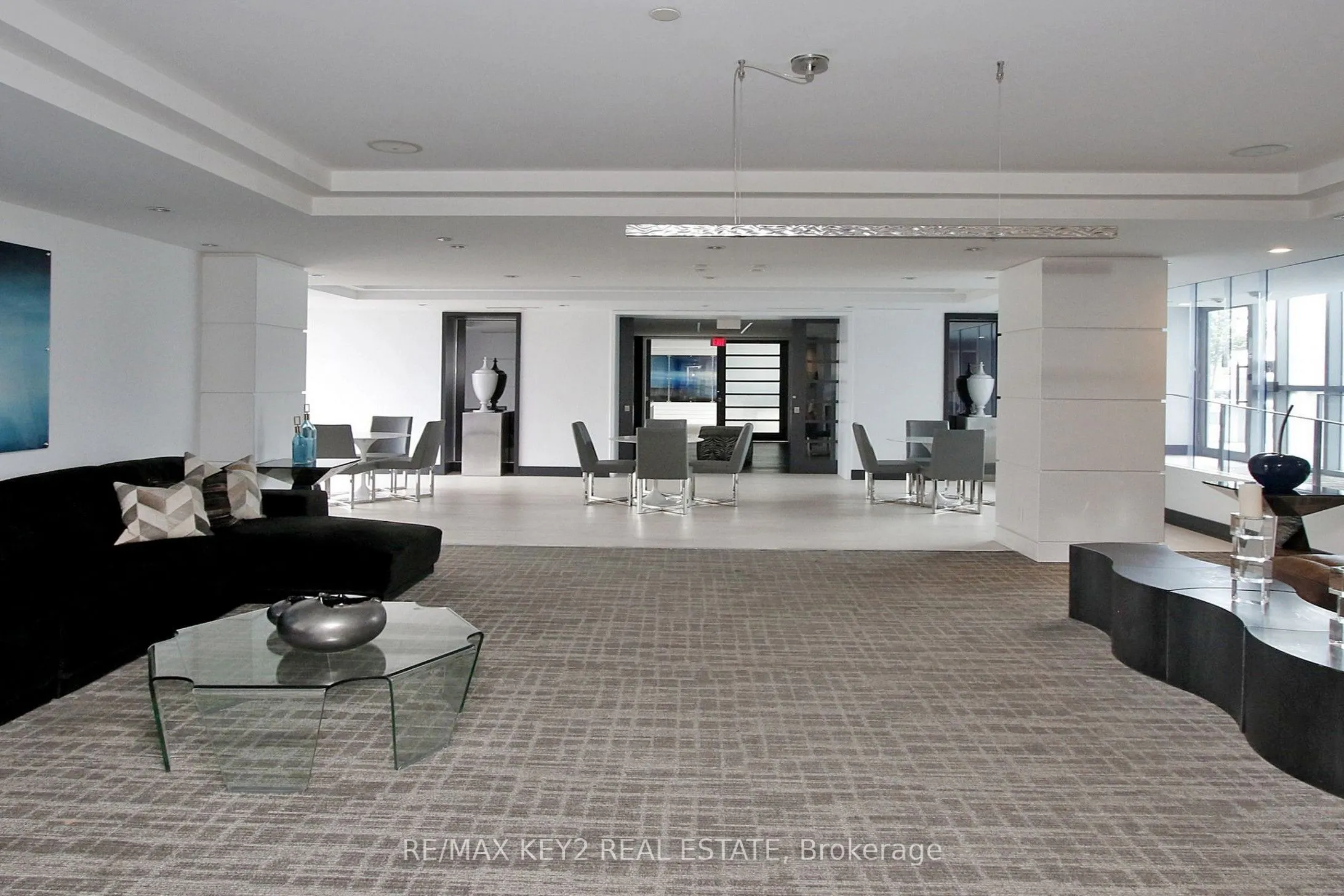 9471 Yonge Street, #735
