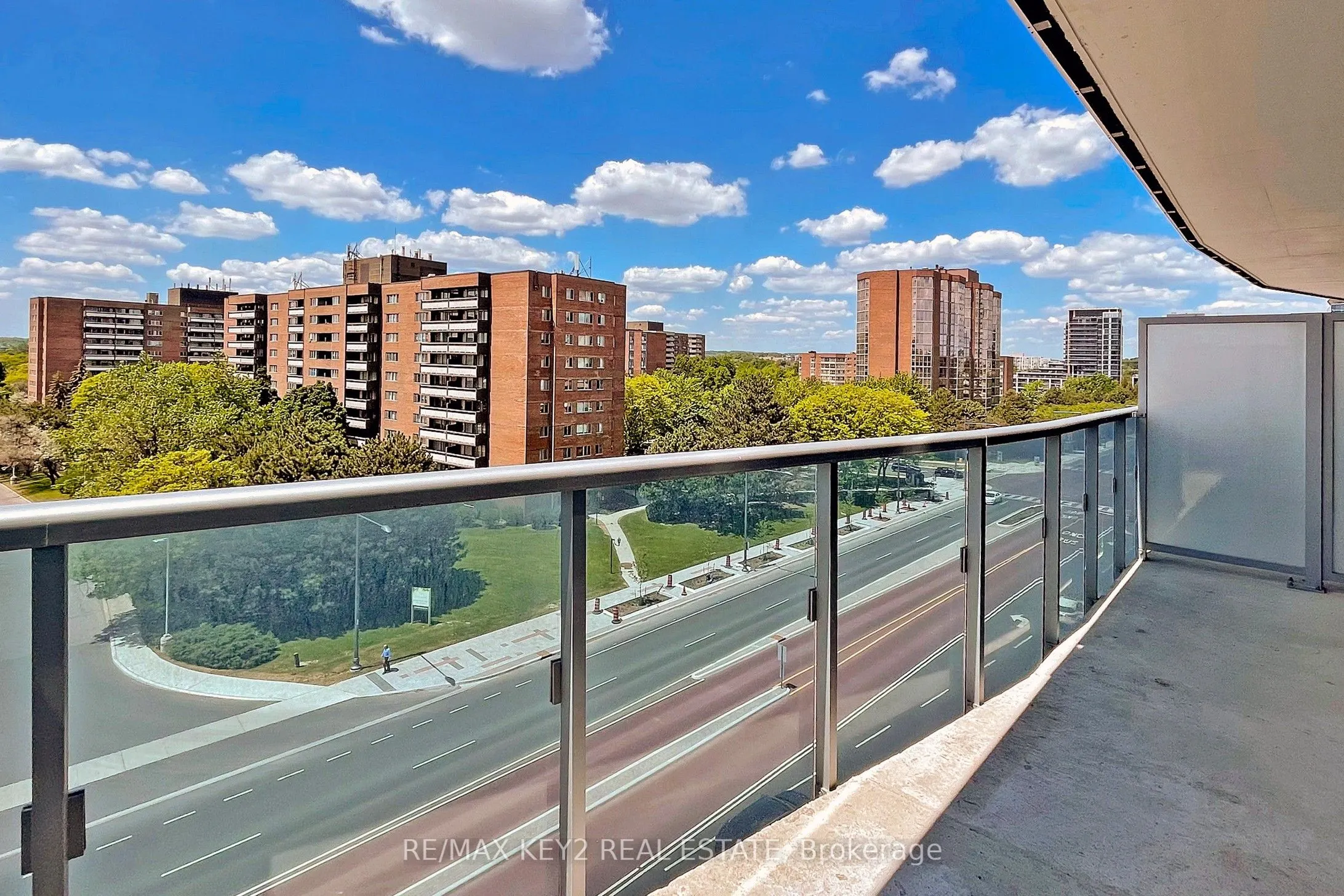 9471 Yonge Street, #735