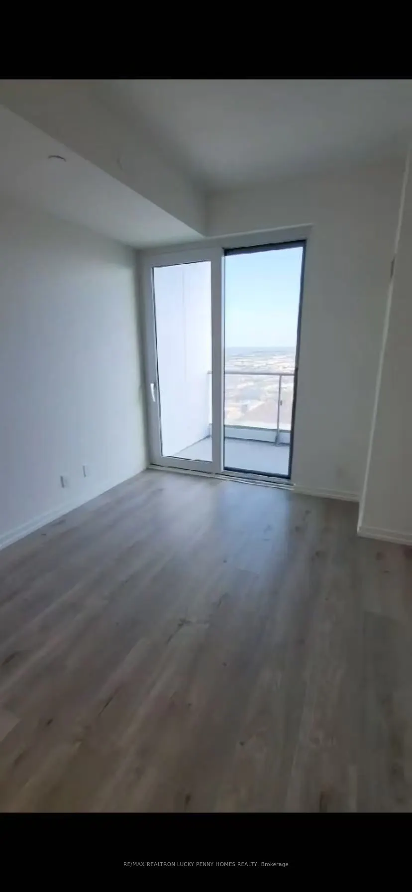 1000 Portage Parkway, #3512