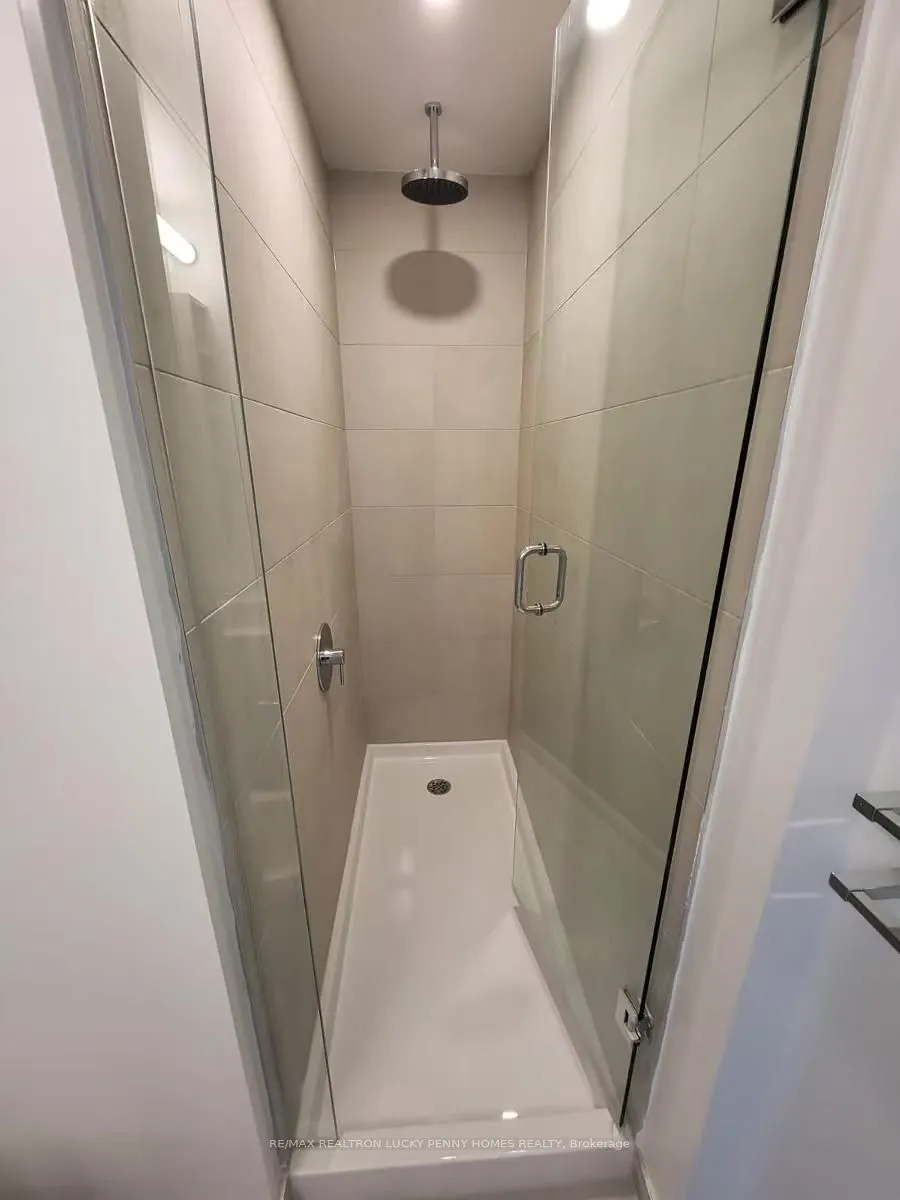 1000 Portage Parkway, #3512