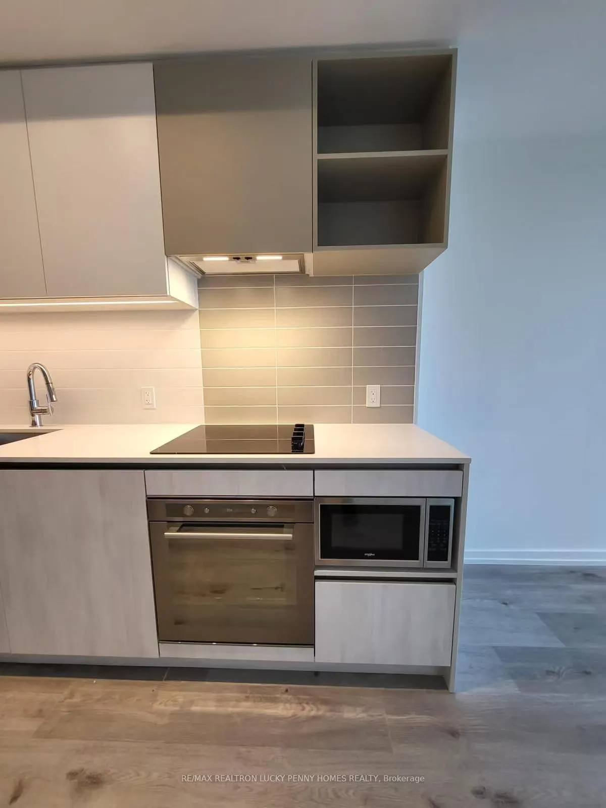 1000 Portage Parkway, #3512