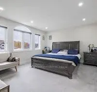 10 Stewart Crescent