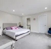 10 Stewart Crescent