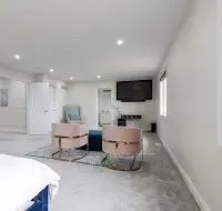 10 Stewart Crescent