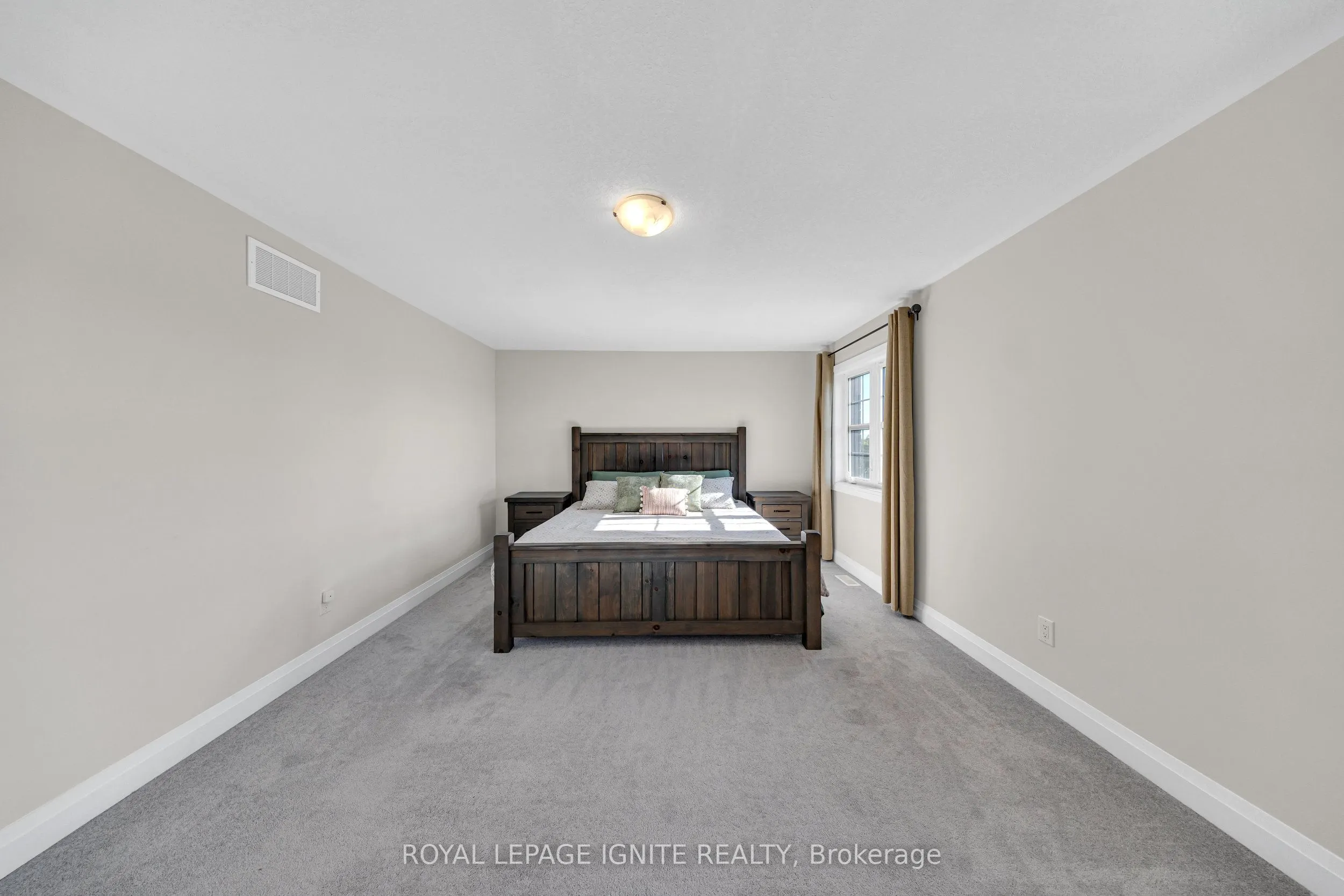 150 Strachan Trail