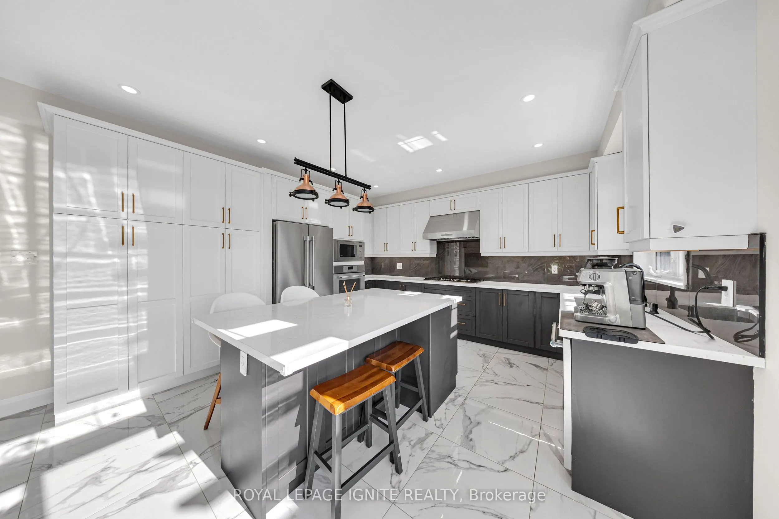 150 Strachan Trail