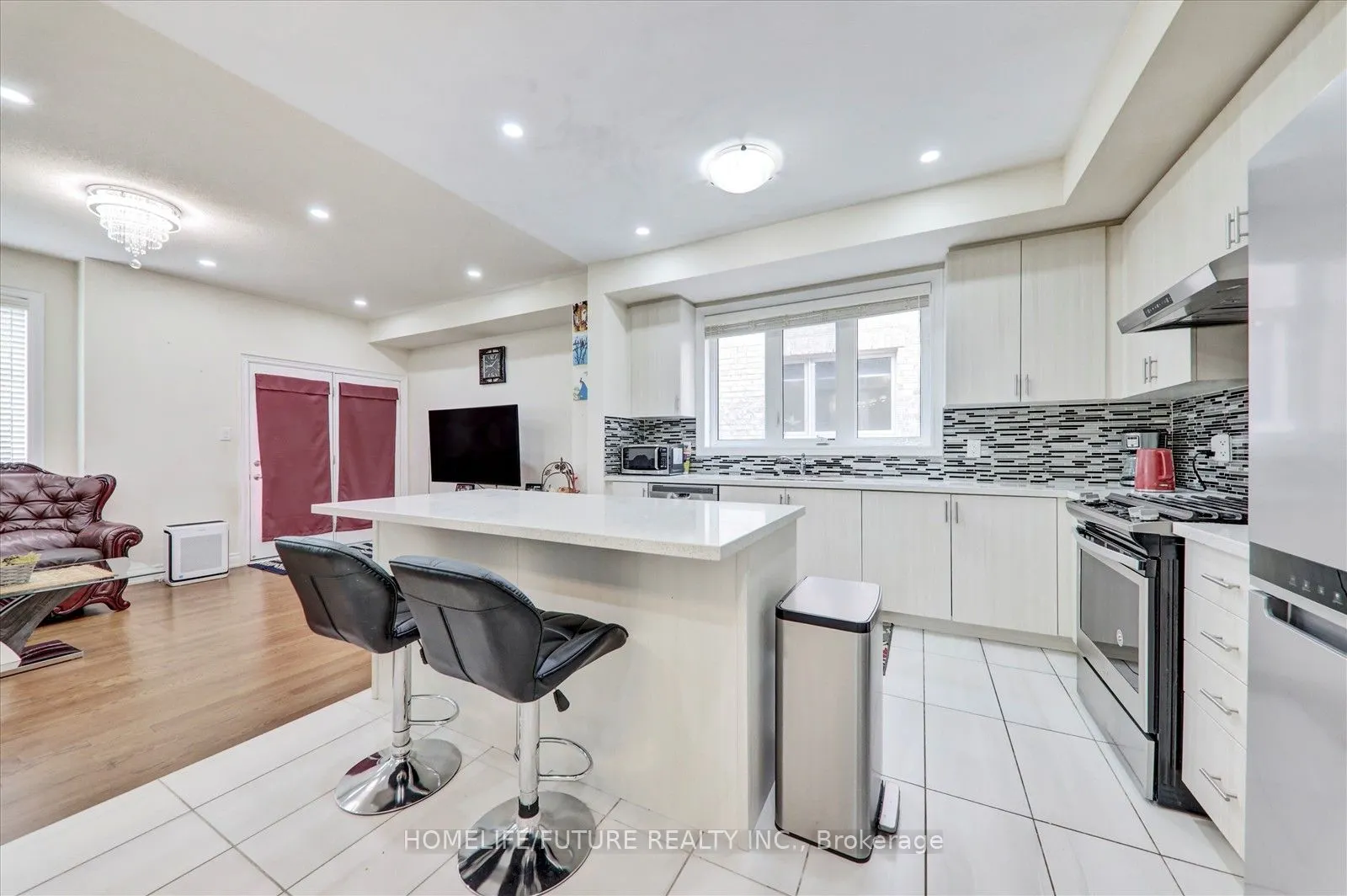 12 Ryler Way