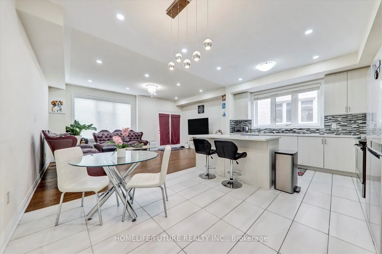 12 Ryler Way