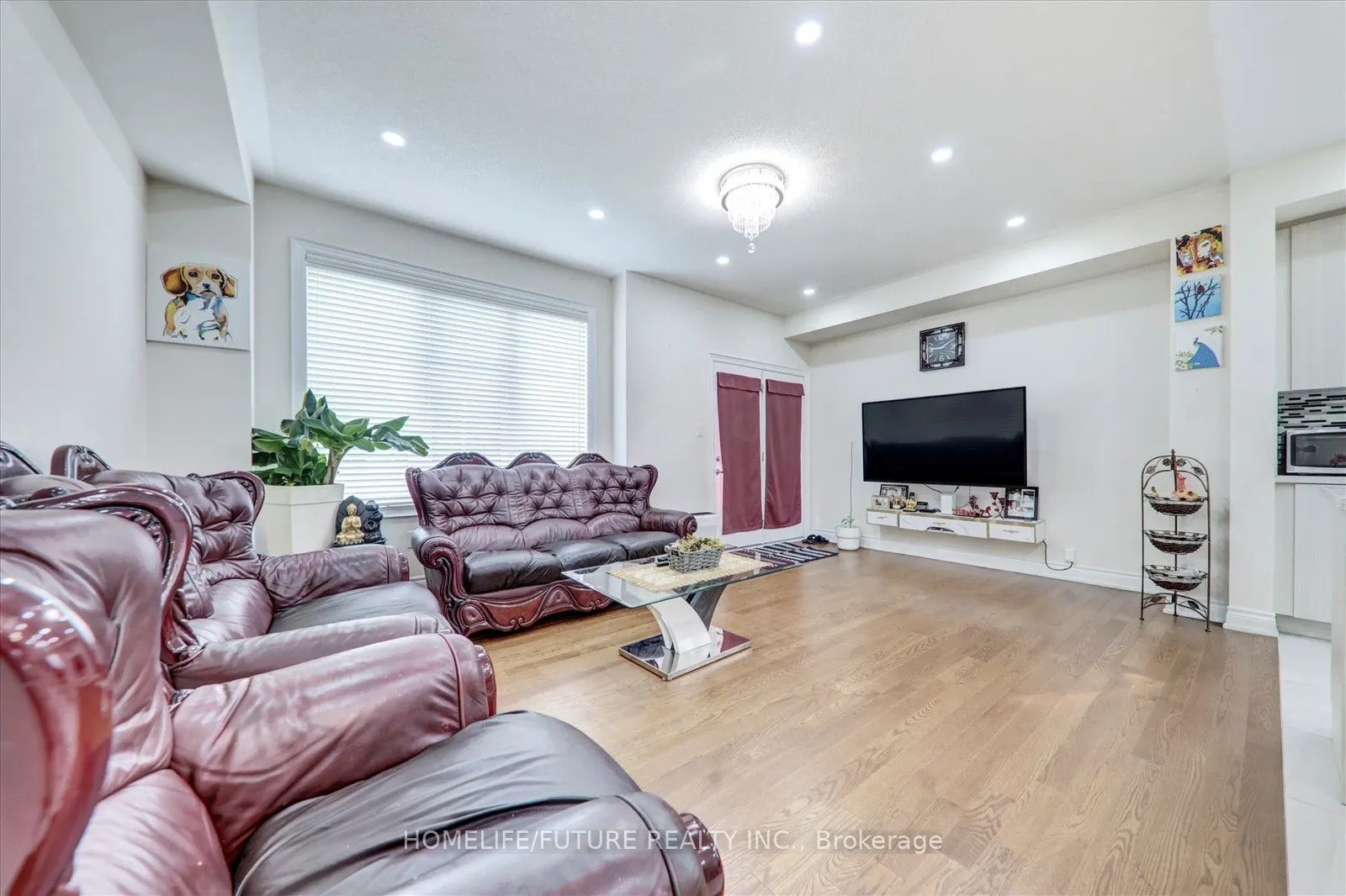 12 Ryler Way