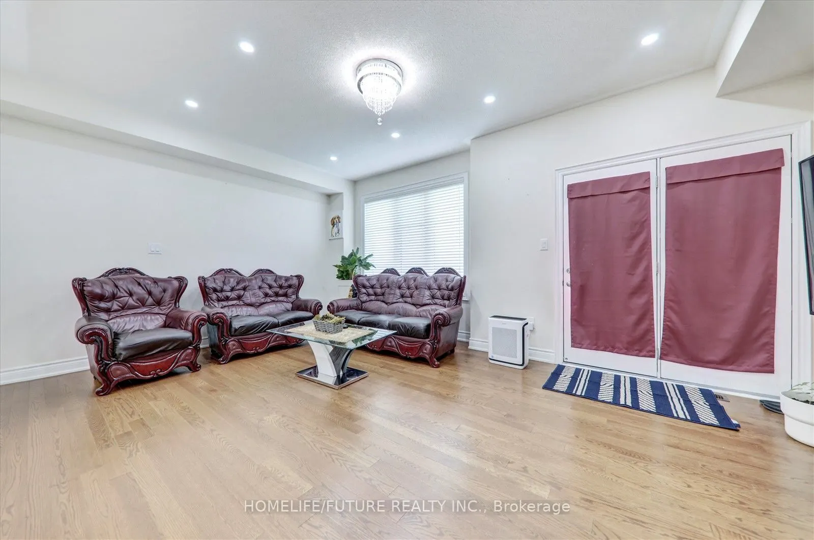 12 Ryler Way