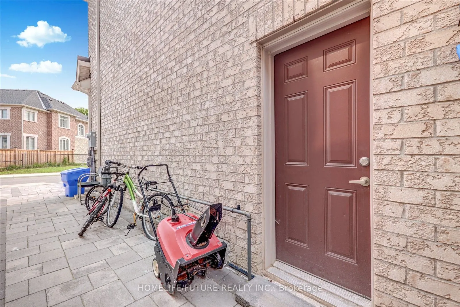 12 Ryler Way