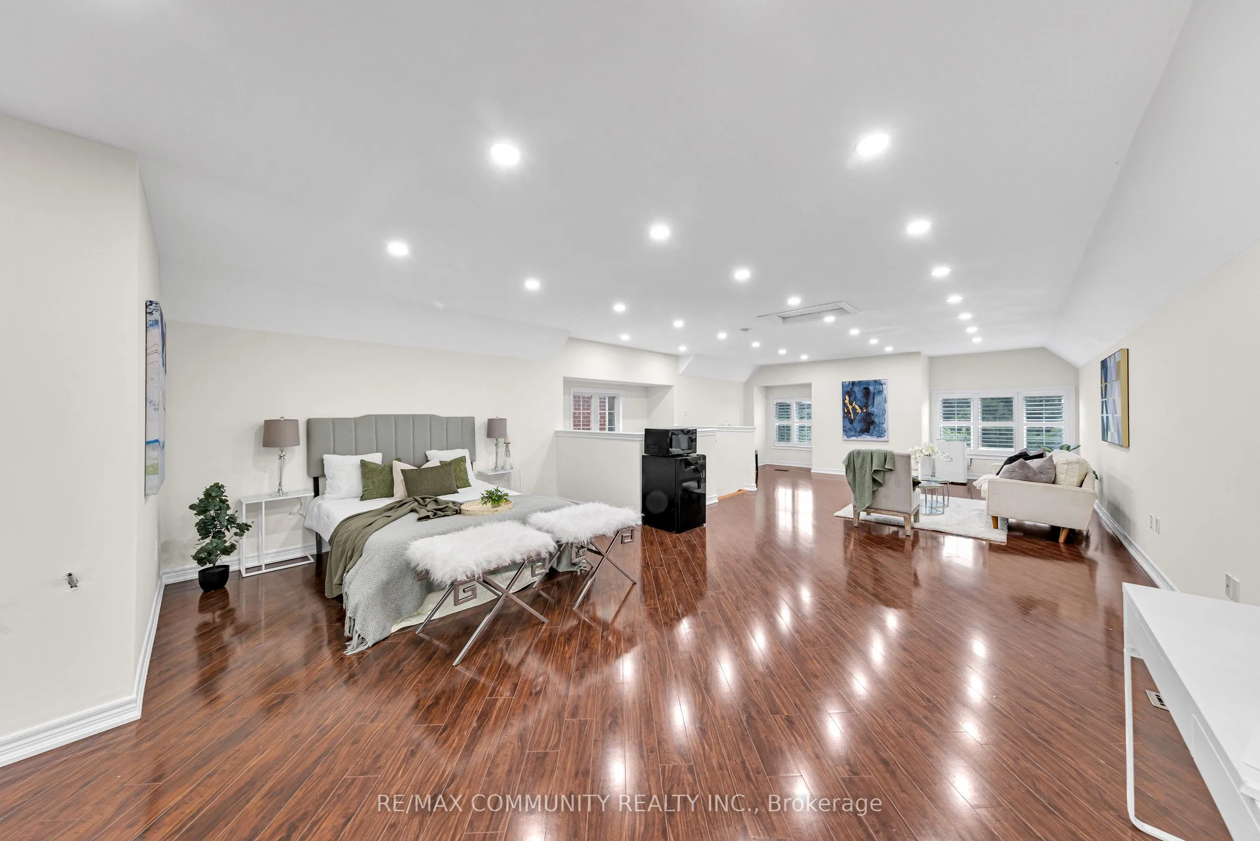 17 Rouge Bank Drive
