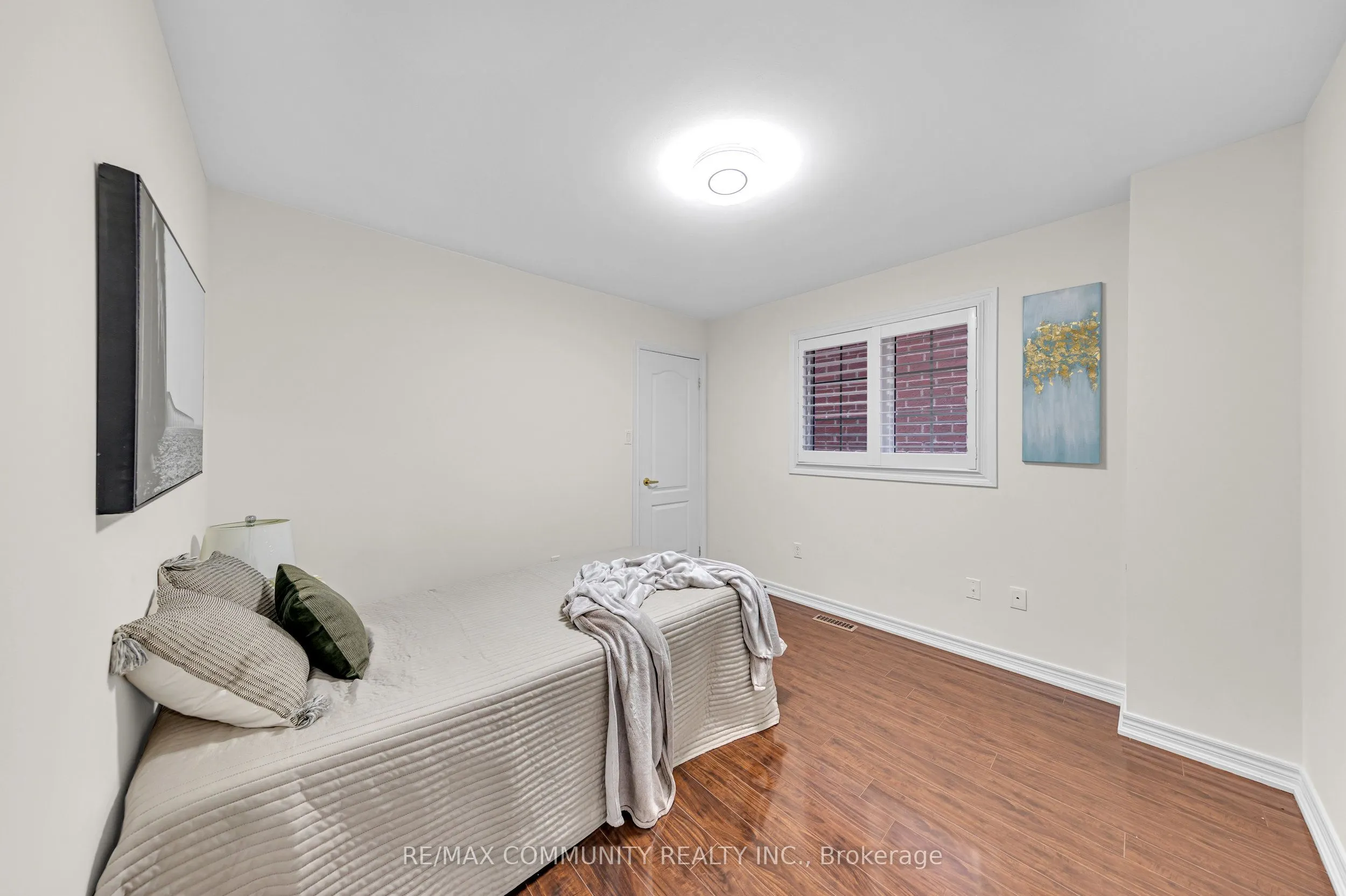 17 Rouge Bank Drive