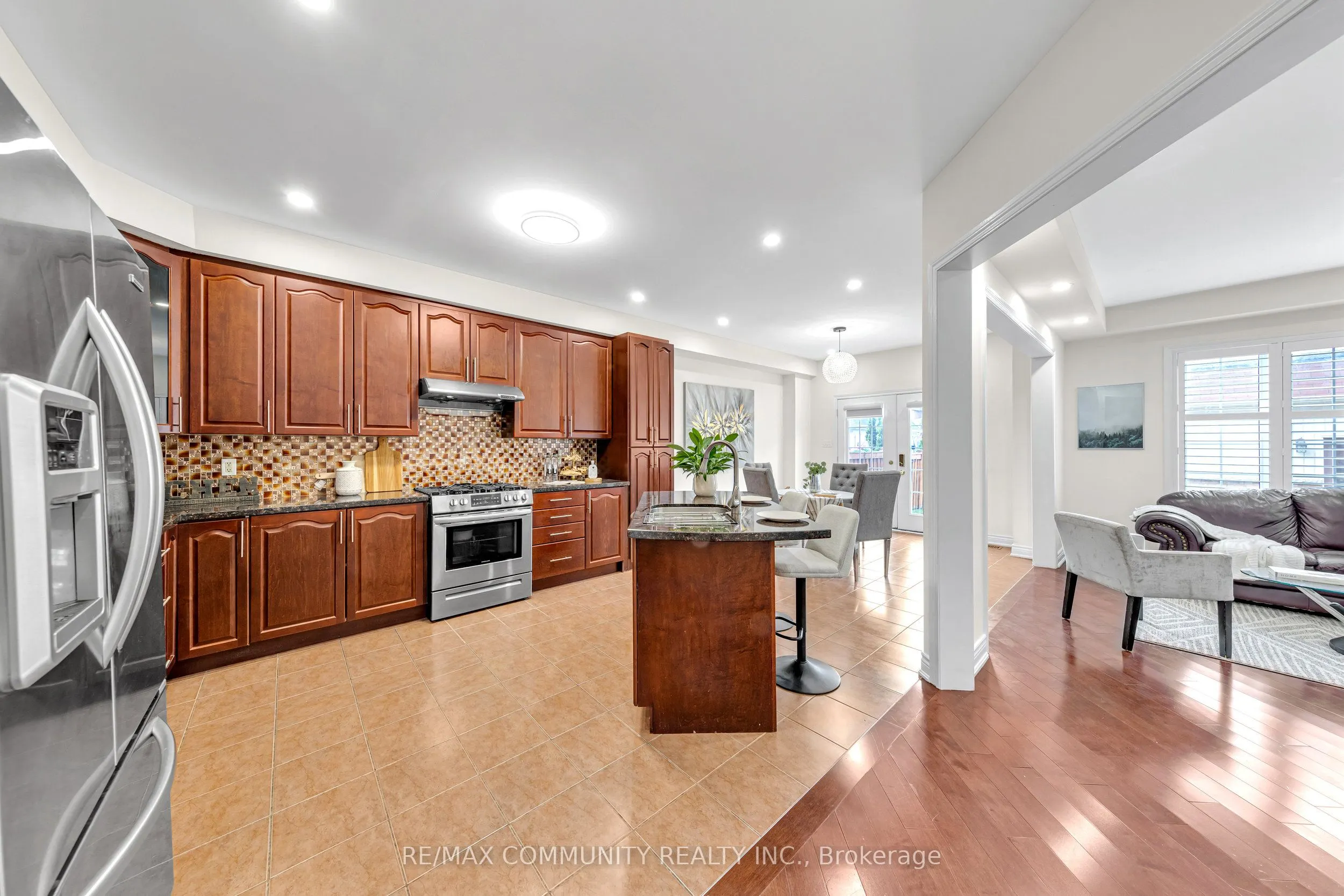 17 Rouge Bank Drive