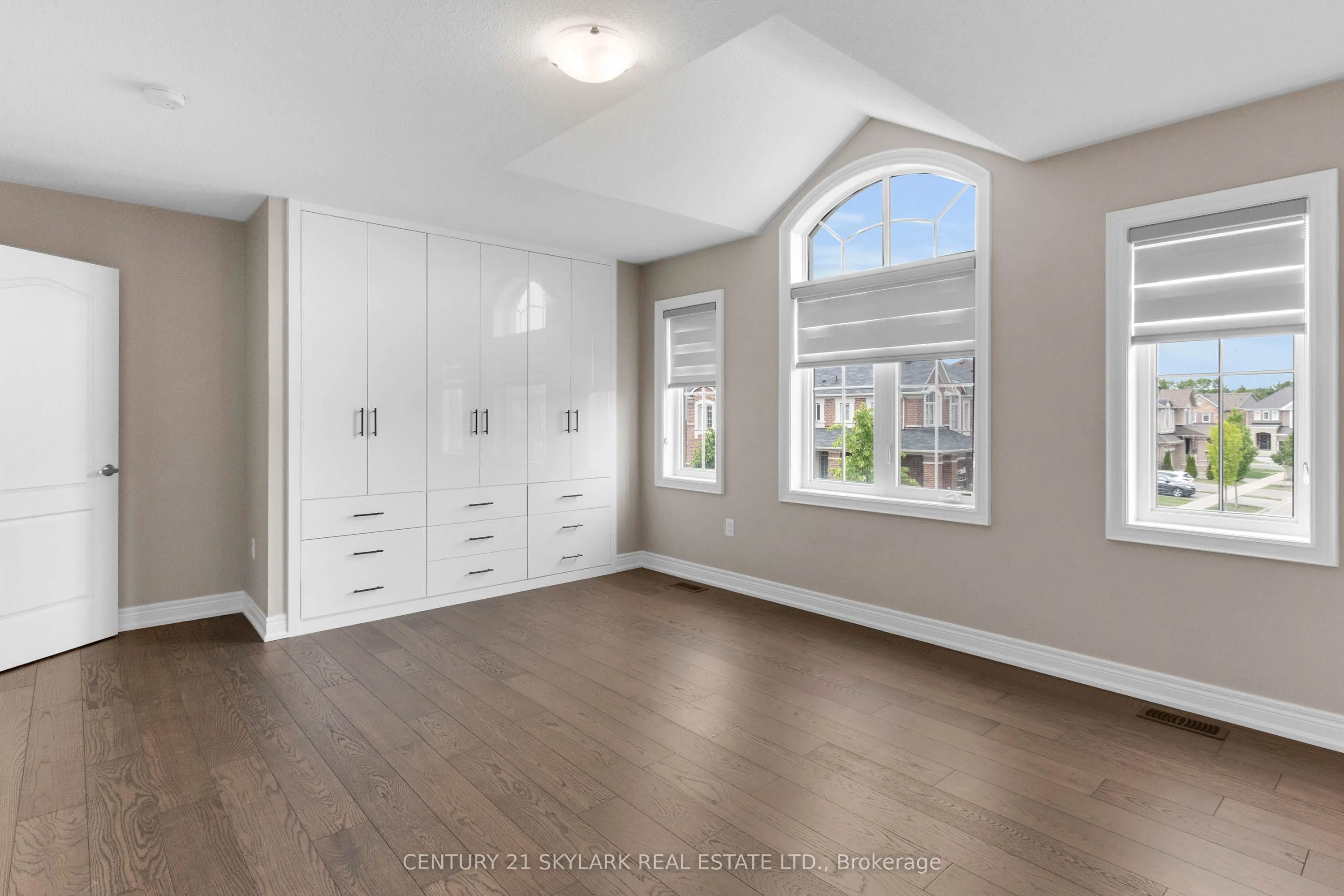 106 McDonnell Crescent
