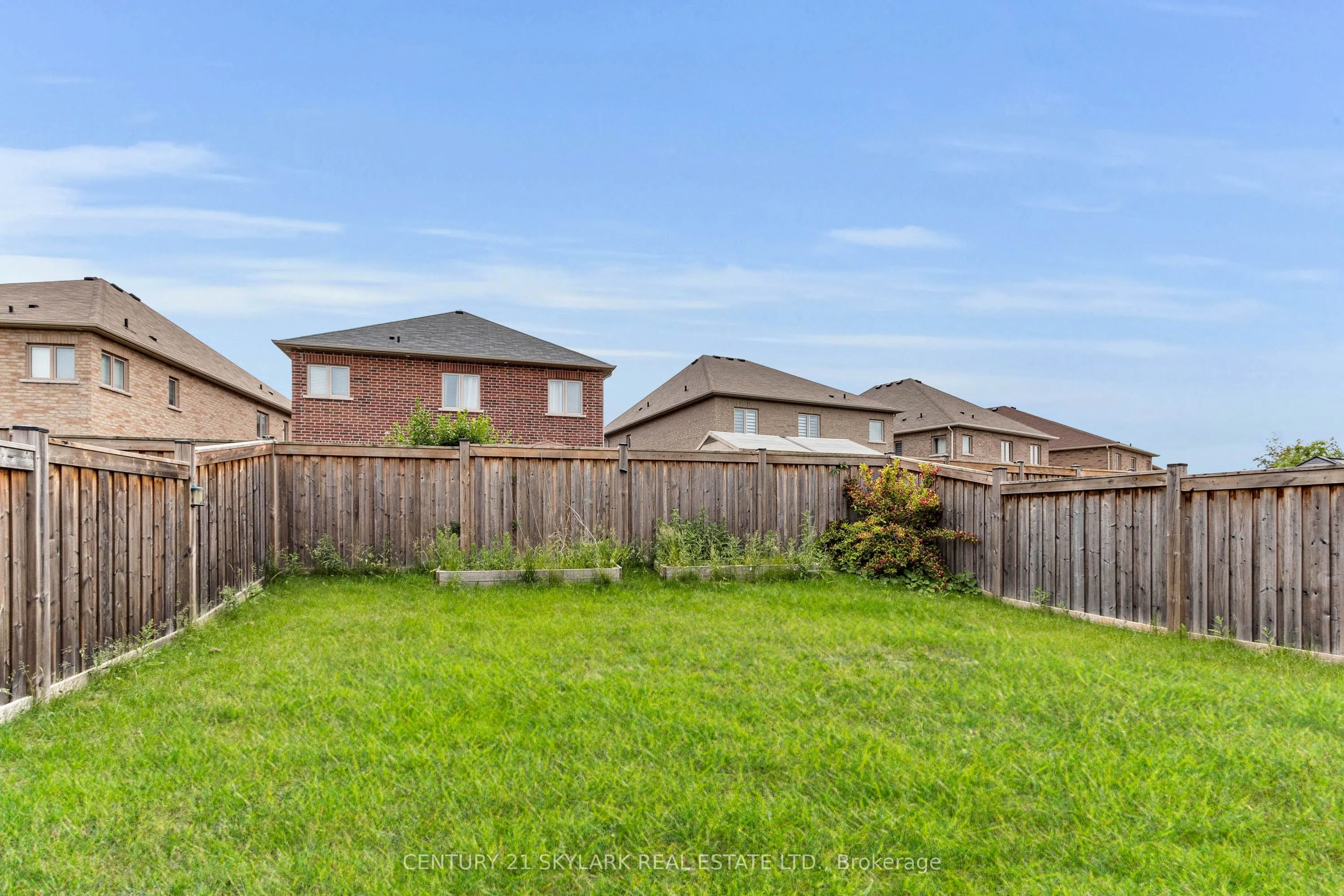 106 McDonnell Crescent