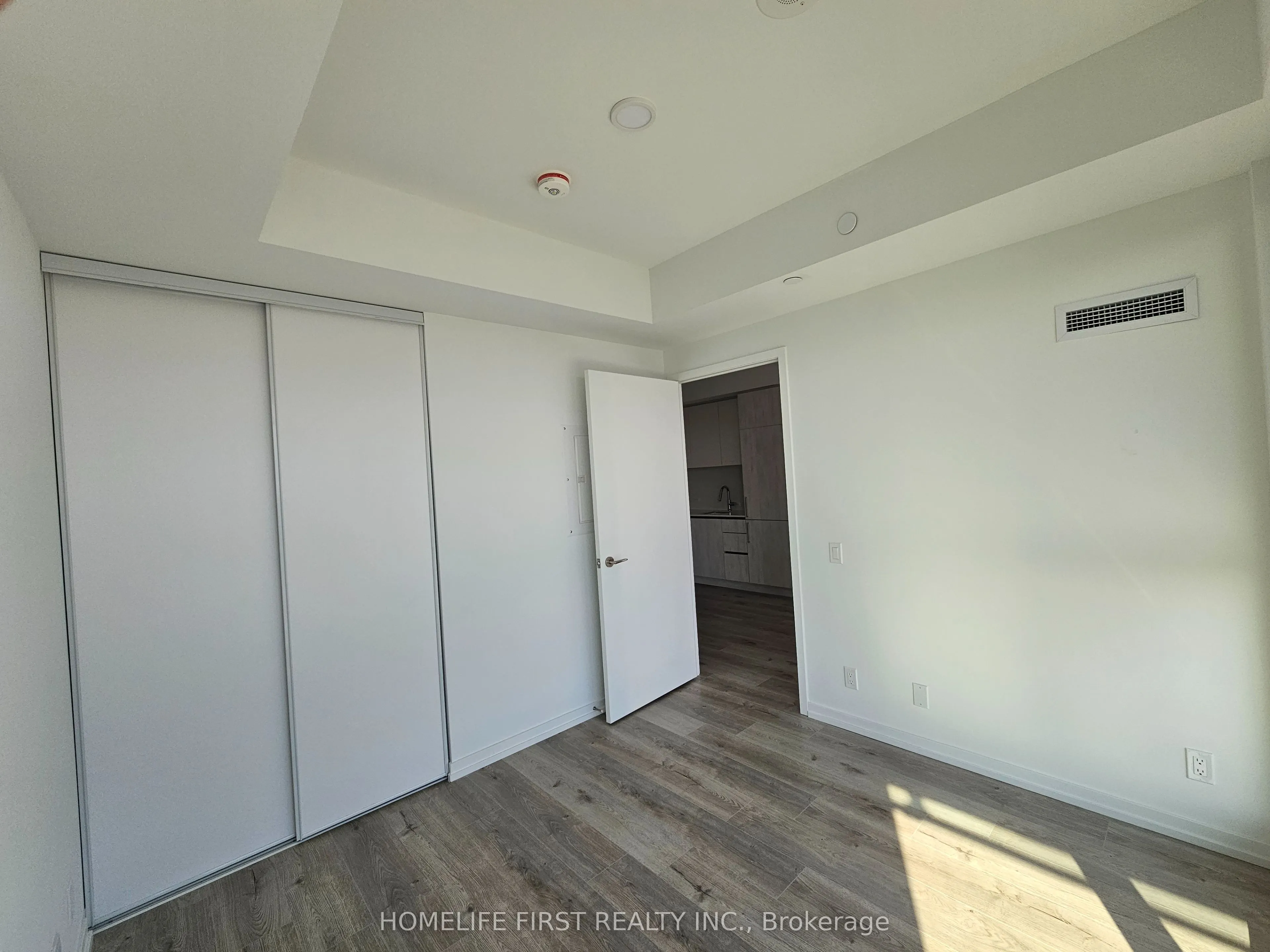 7890 jane Street, #5011