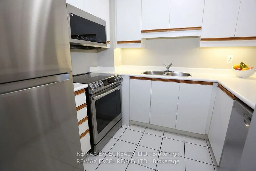 735 New Westminster Drive, #37