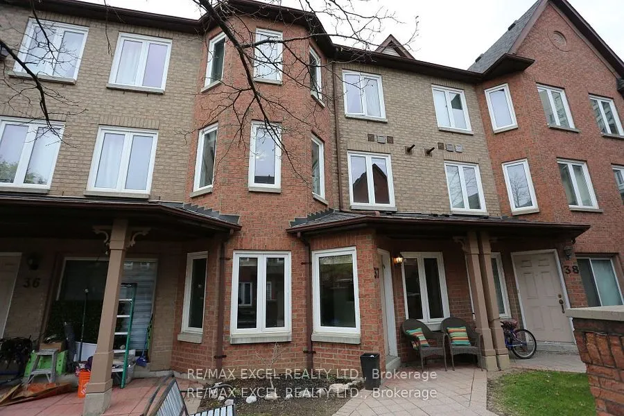 735 New Westminster Drive, #37
