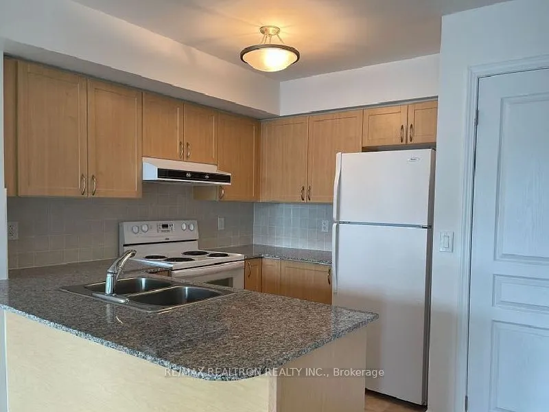 75 South Town Centre Boulevard, #1111
