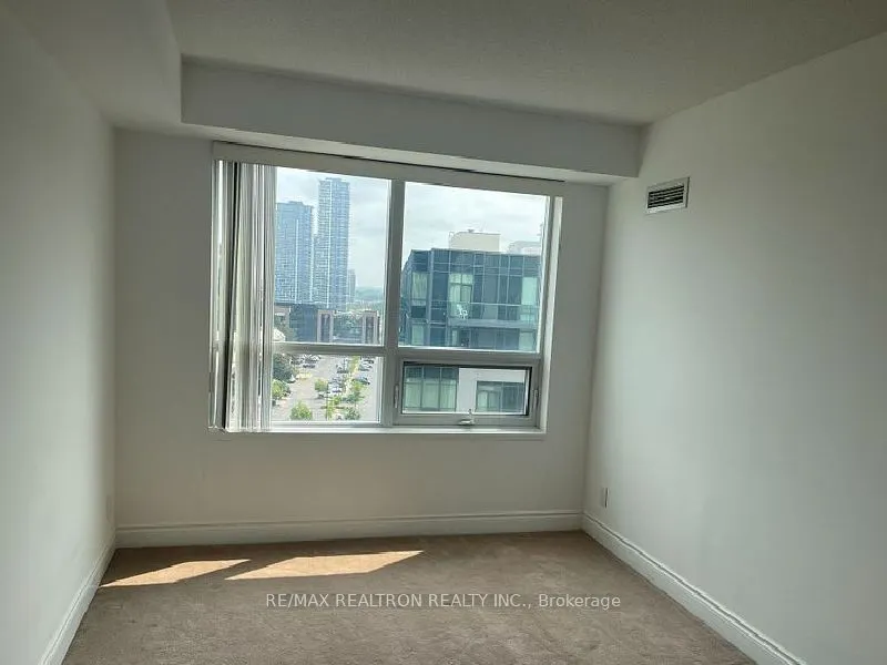 75 South Town Centre Boulevard, #1111