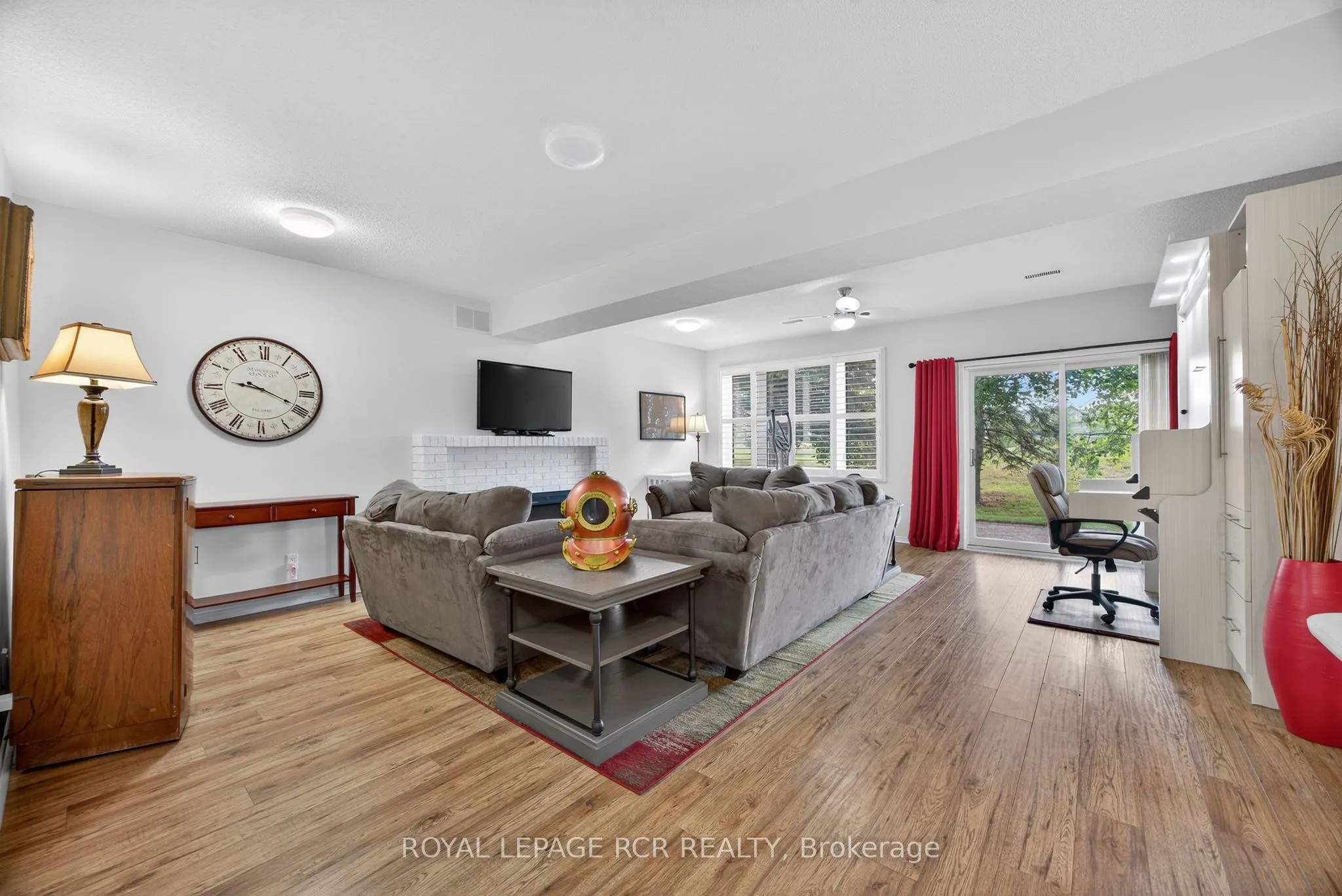 108 Green Briar Road, #23
