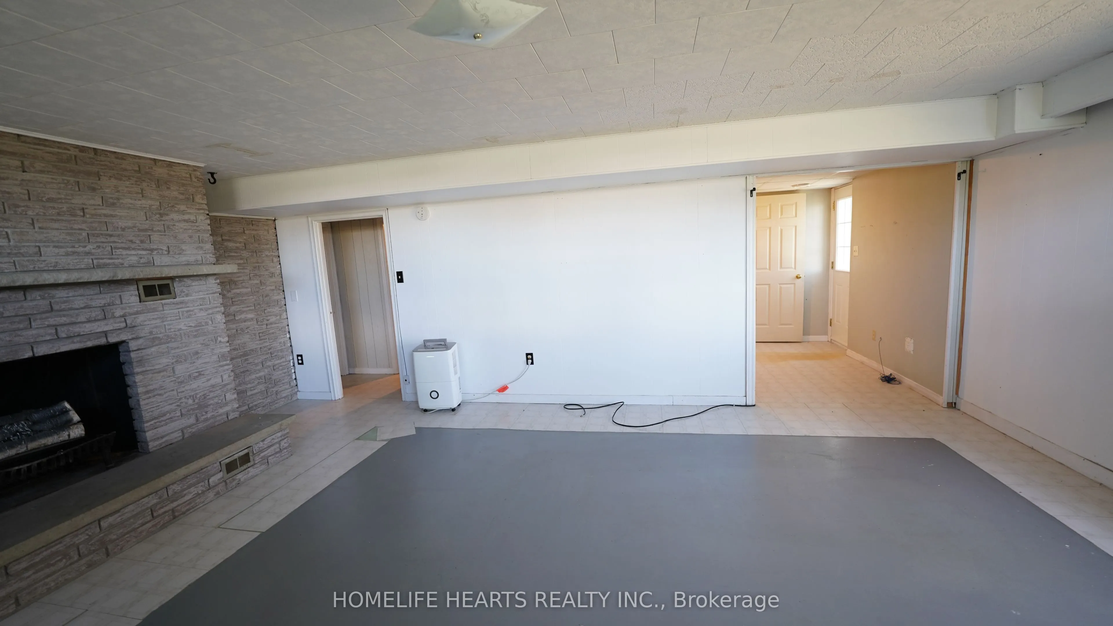 384 Zephyr Road