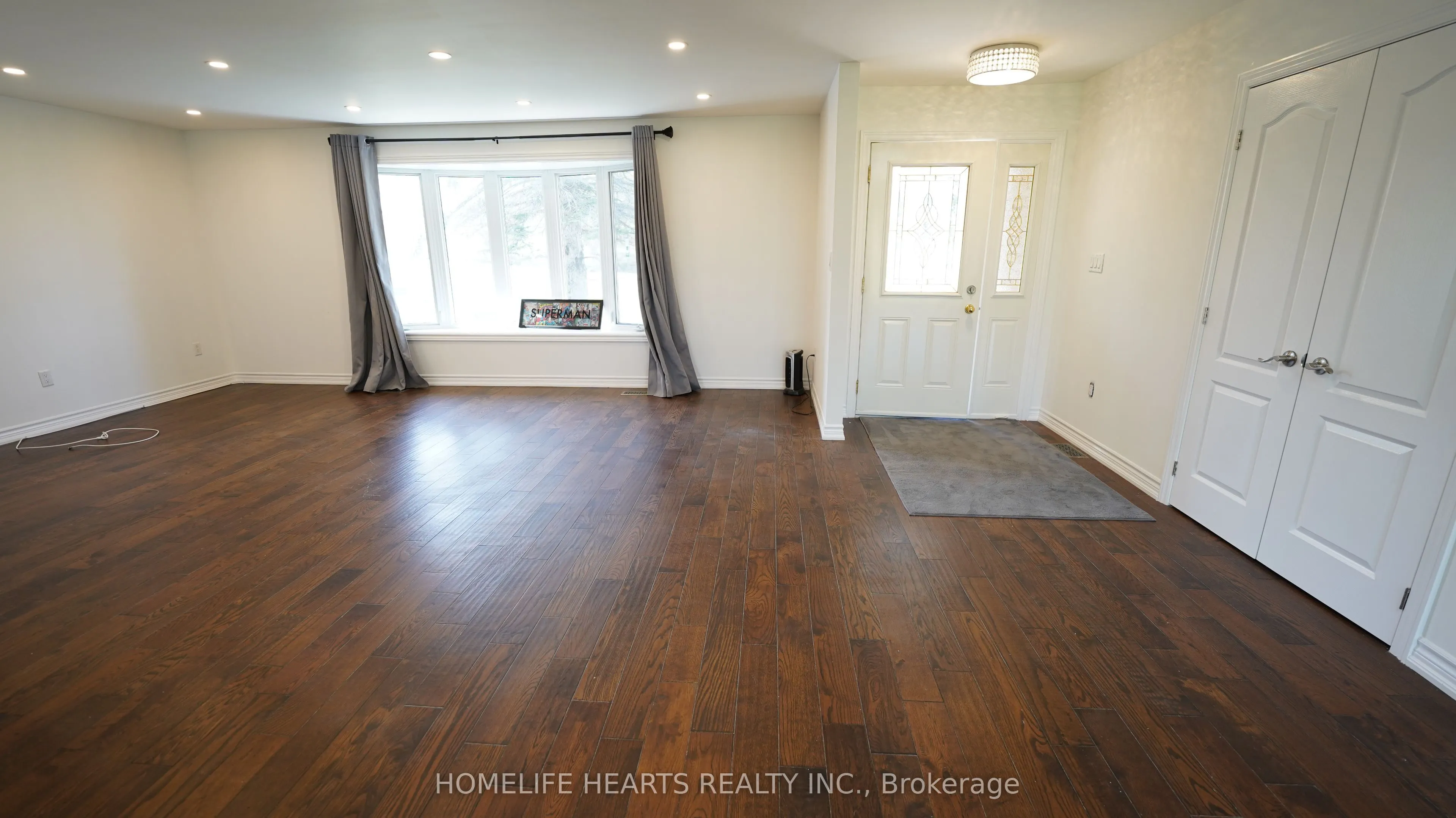 384 Zephyr Road