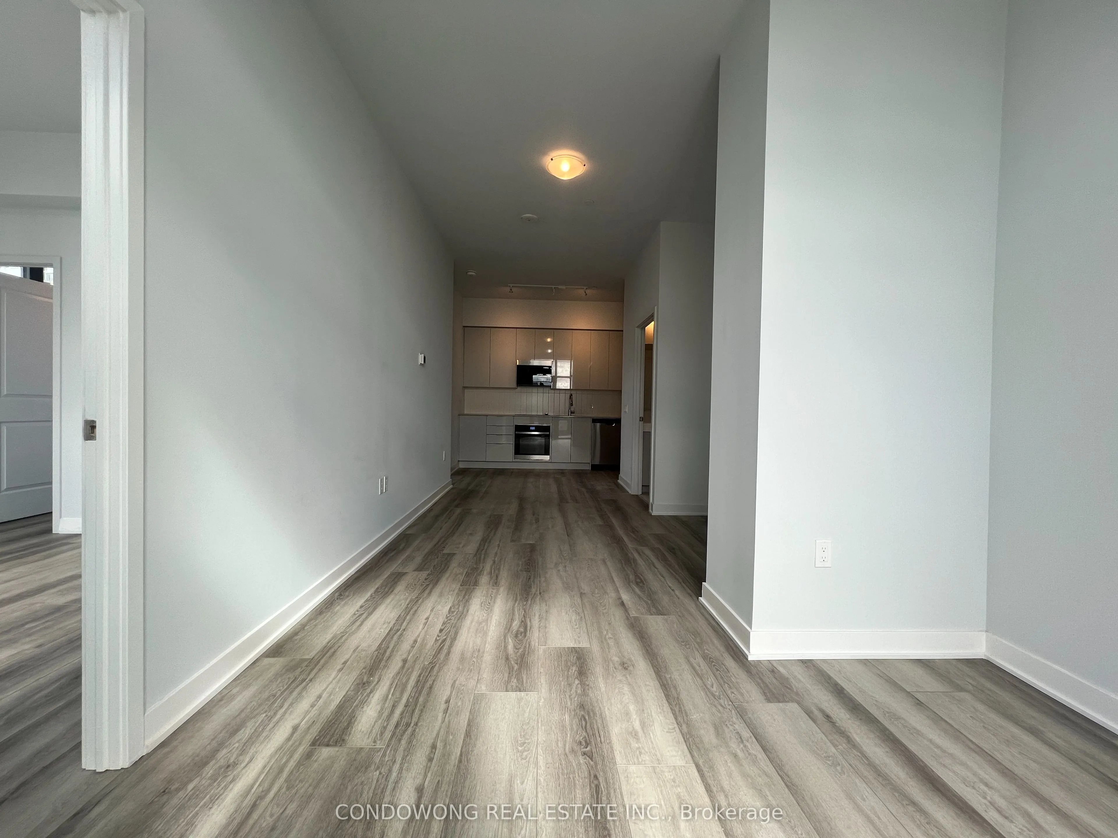 2920 Highway 7 Road, #2001