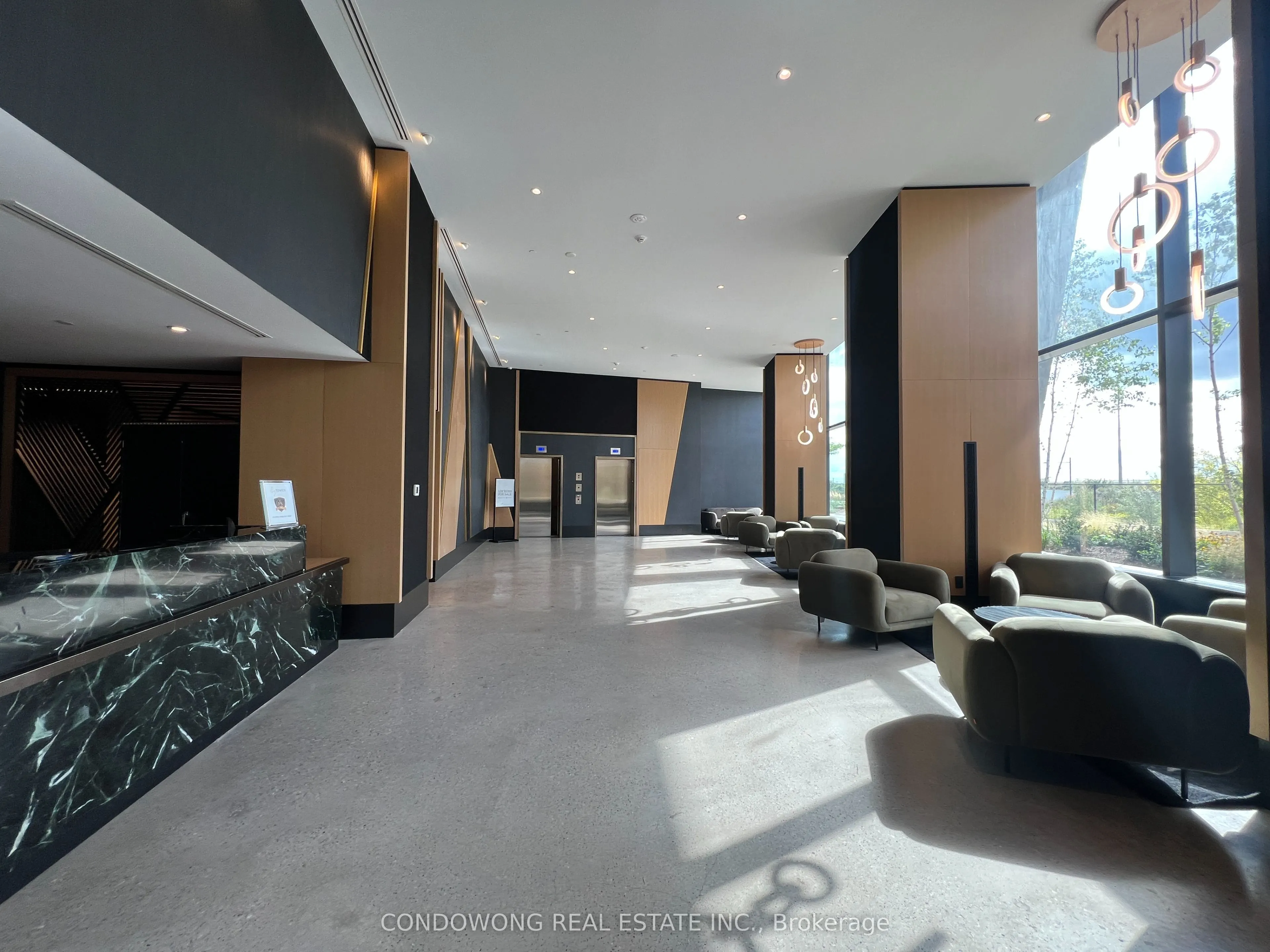 2920 Highway 7 Road, #2001