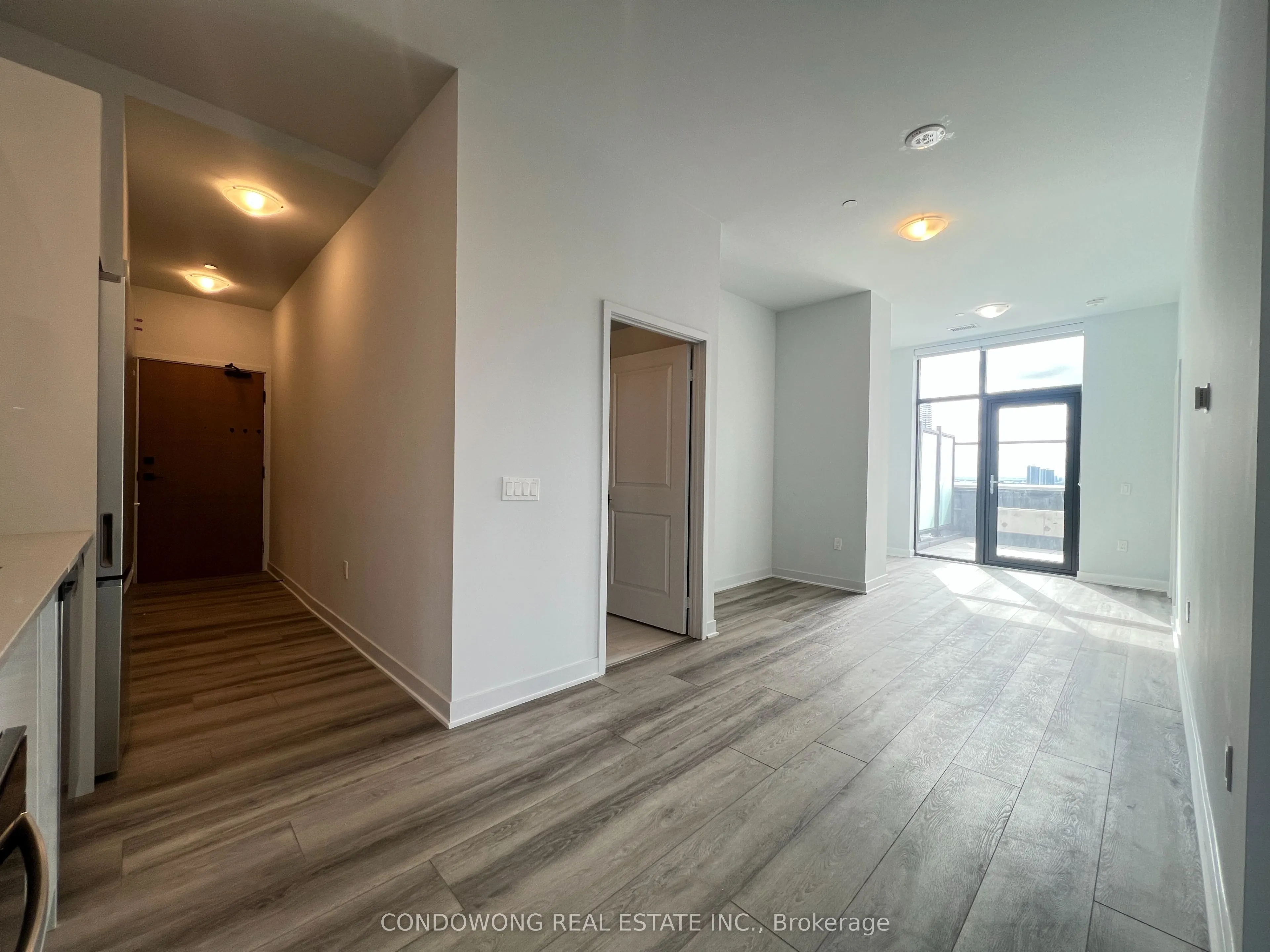 2920 Highway 7 Road, #2001