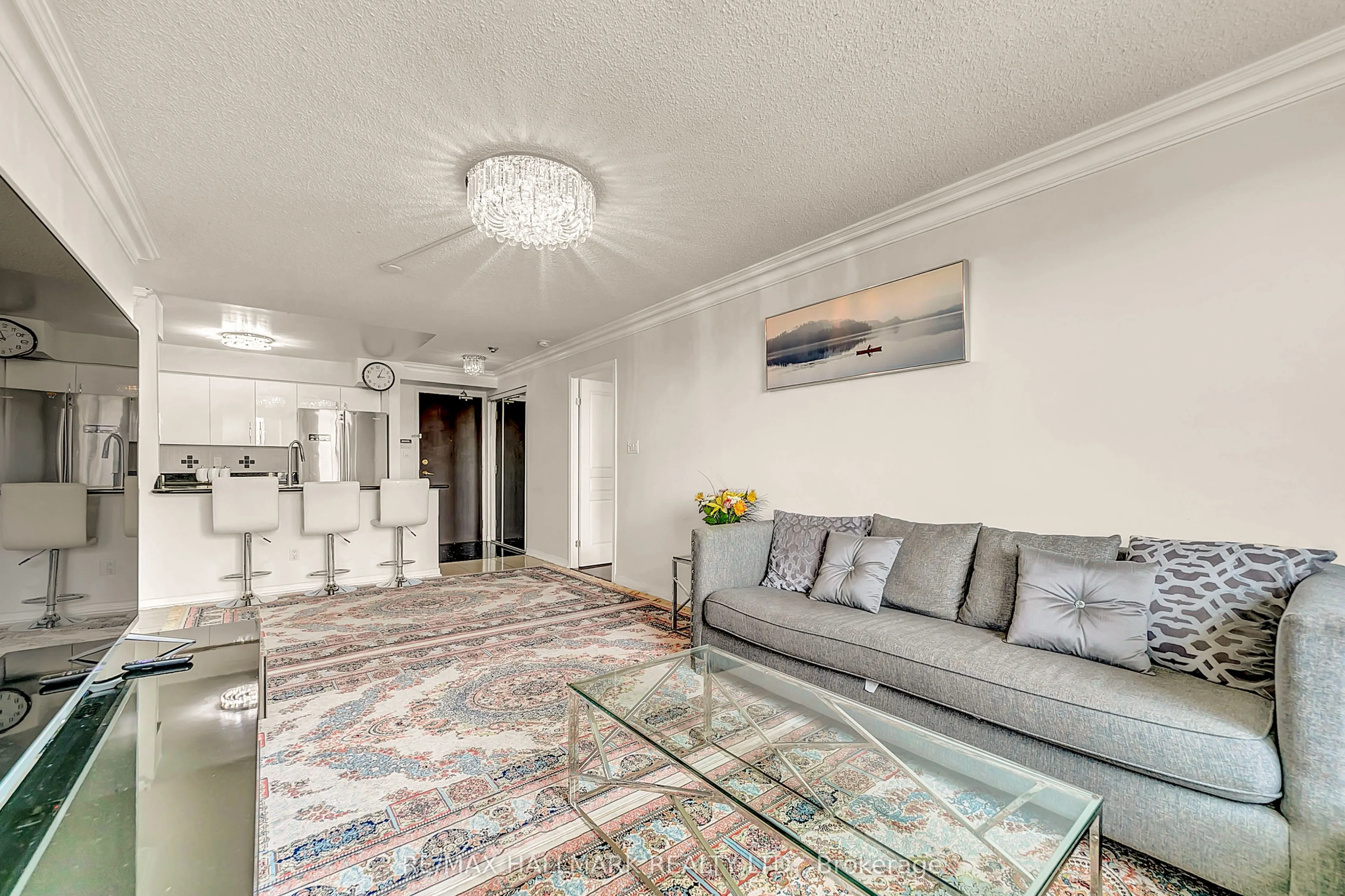 29 Northern Hts Drive N, #615