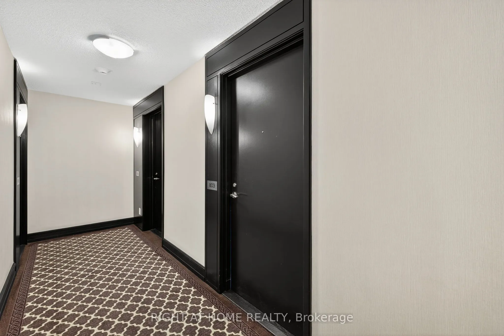 20 North Park Road, #803