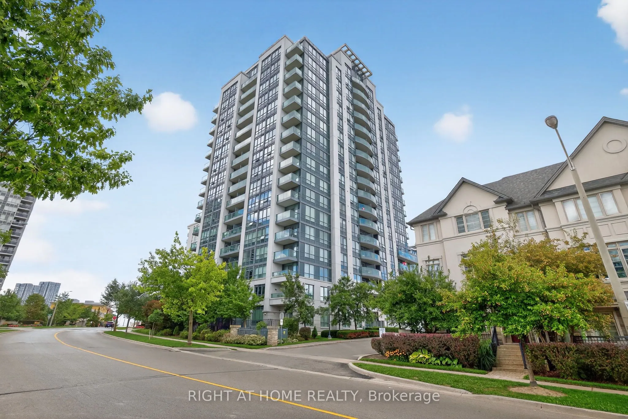 20 North Park Road, #803