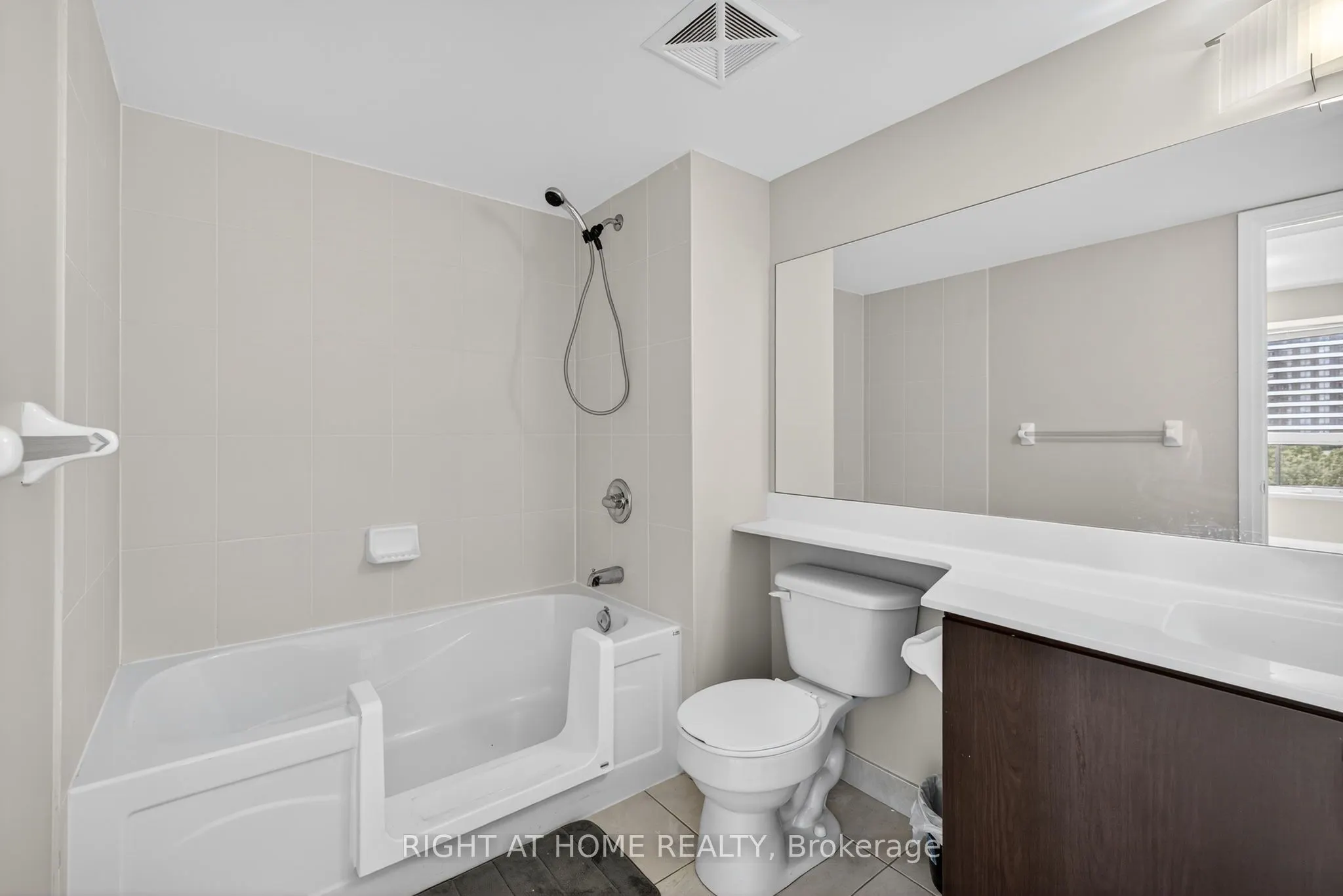 20 North Park Road, #803