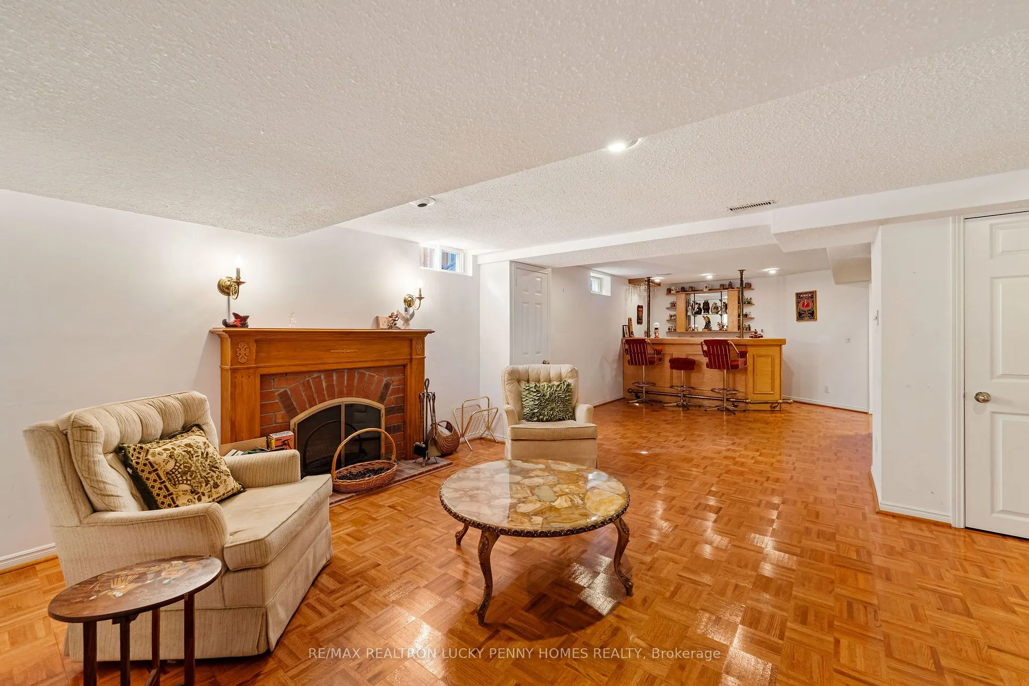 47 Tomlinson Circle