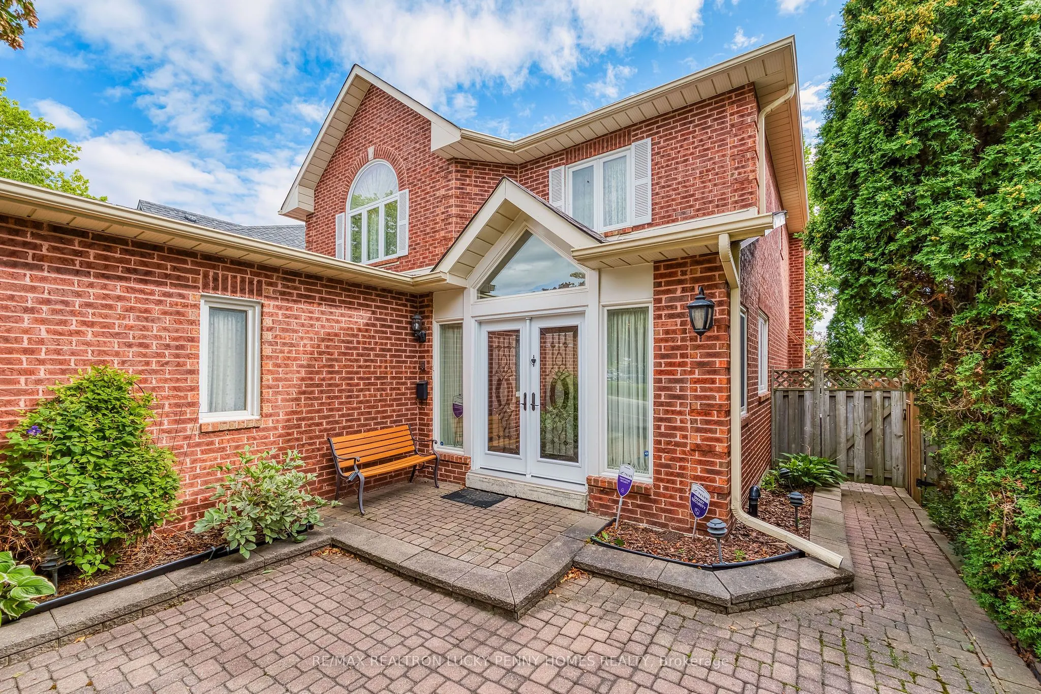 47 Tomlinson Circle