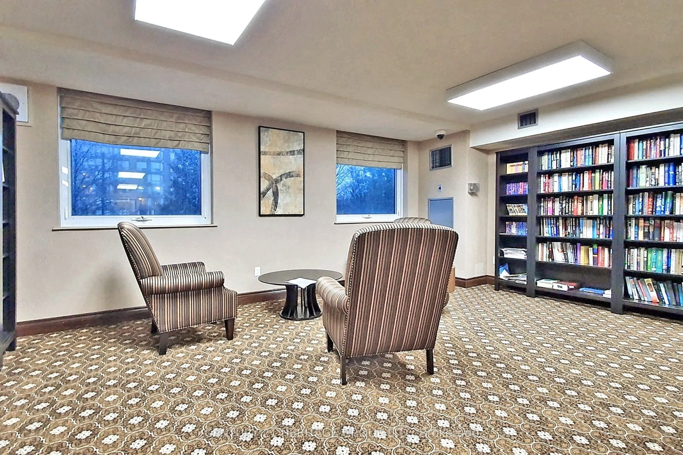 326 Major Mackenzie Drive E, #622