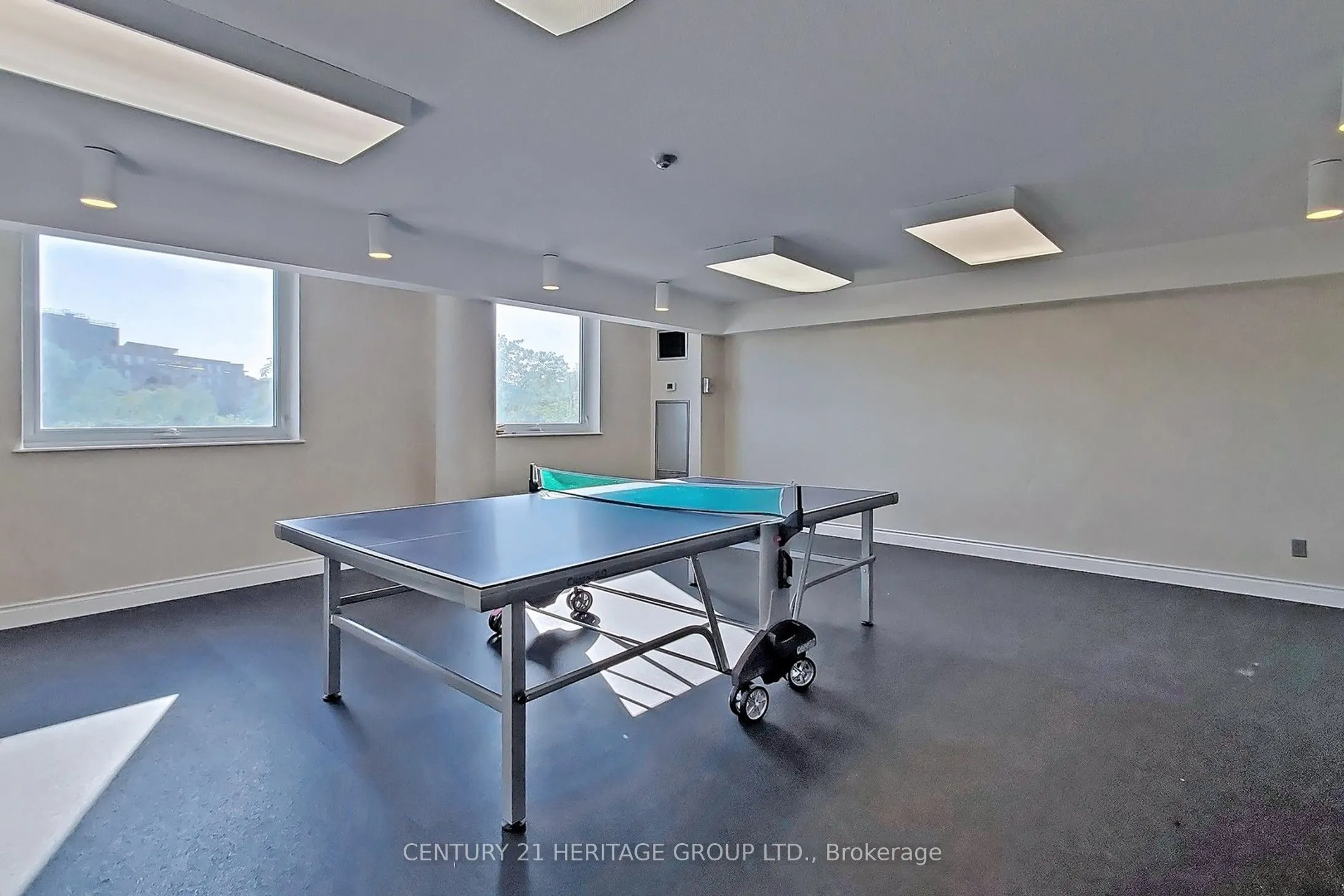 326 Major Mackenzie Drive E, #622